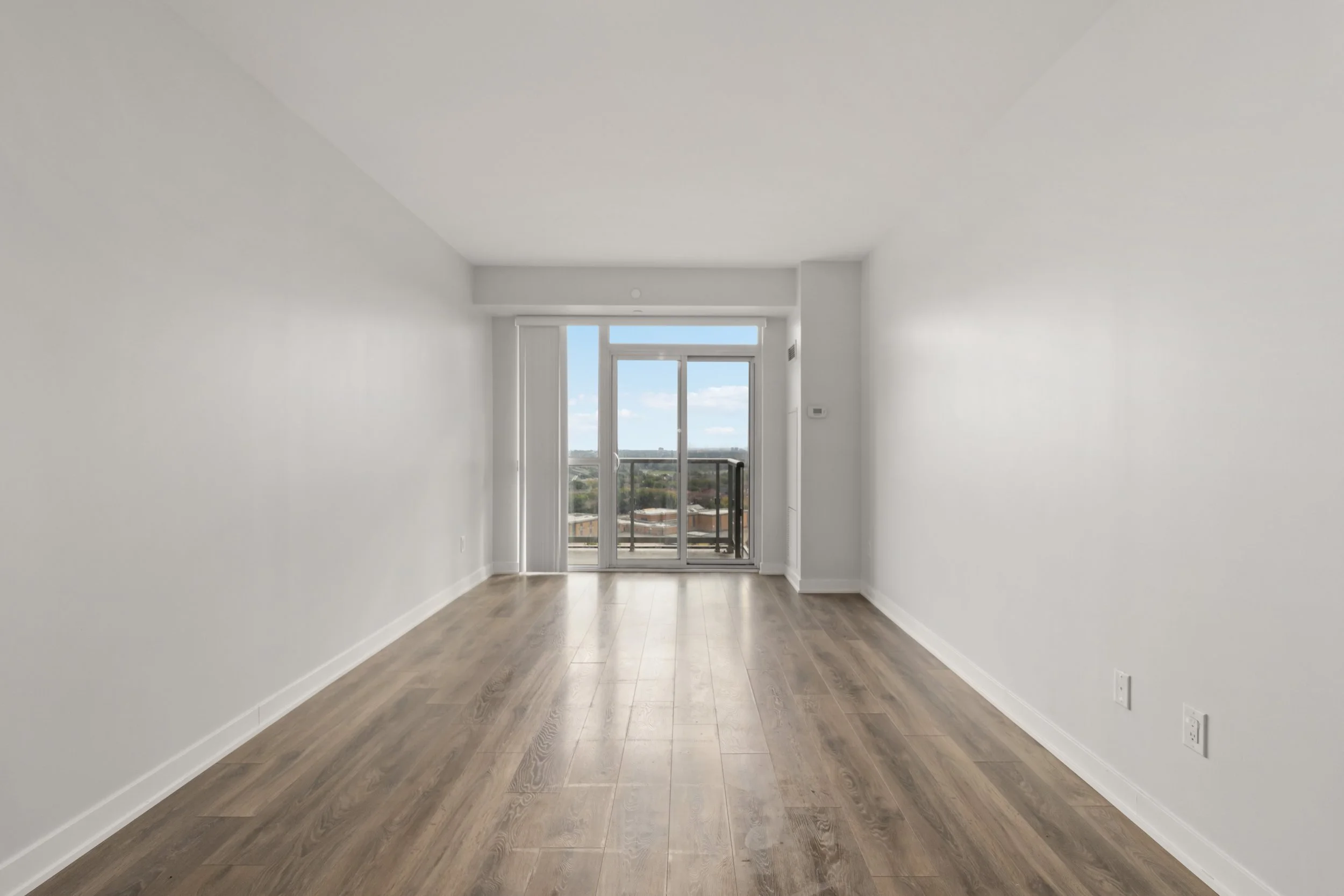 1606-4633 Glen Erin Drive