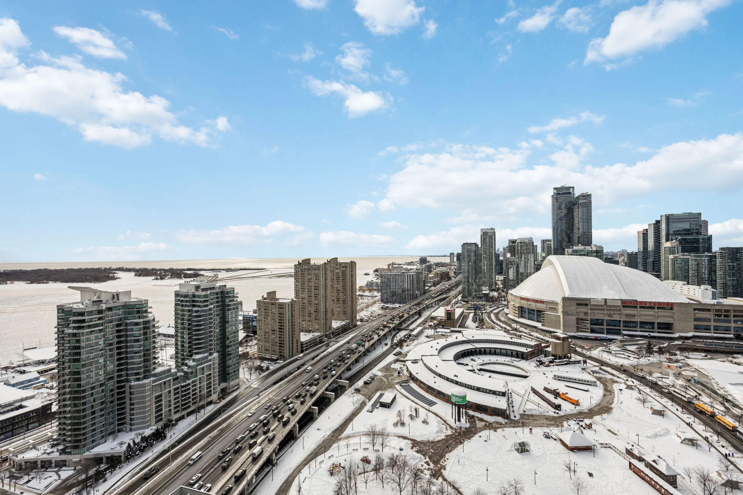 PH2-19 Grand Trunk Crescent