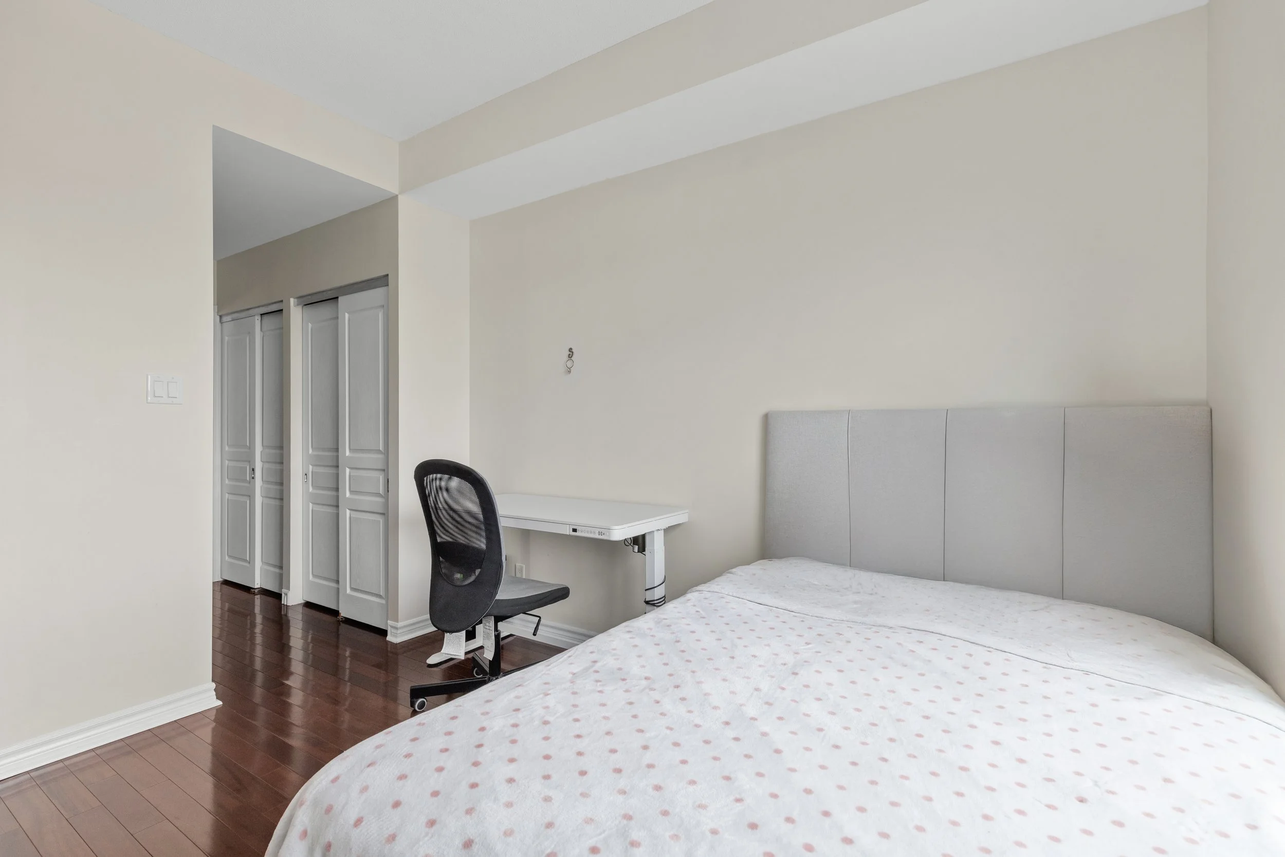 802-100 Roger Guindon Avenue