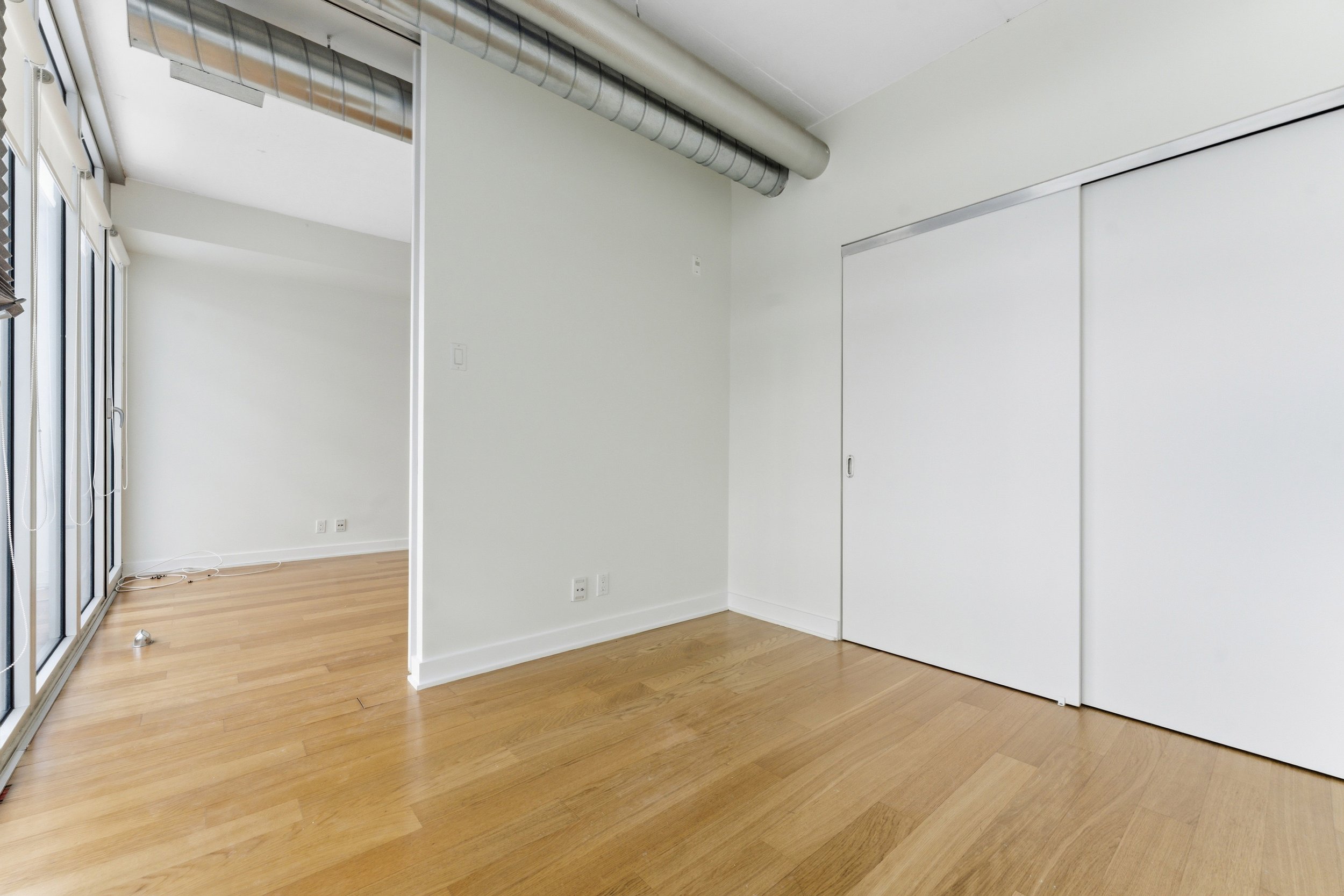 431-349 McLeod Street