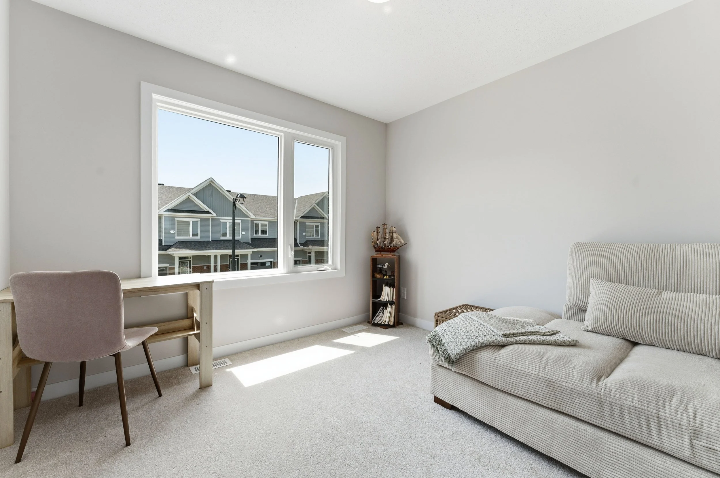 859 Andesite Terrace, Ottawa, Ontario, K2J 7H5