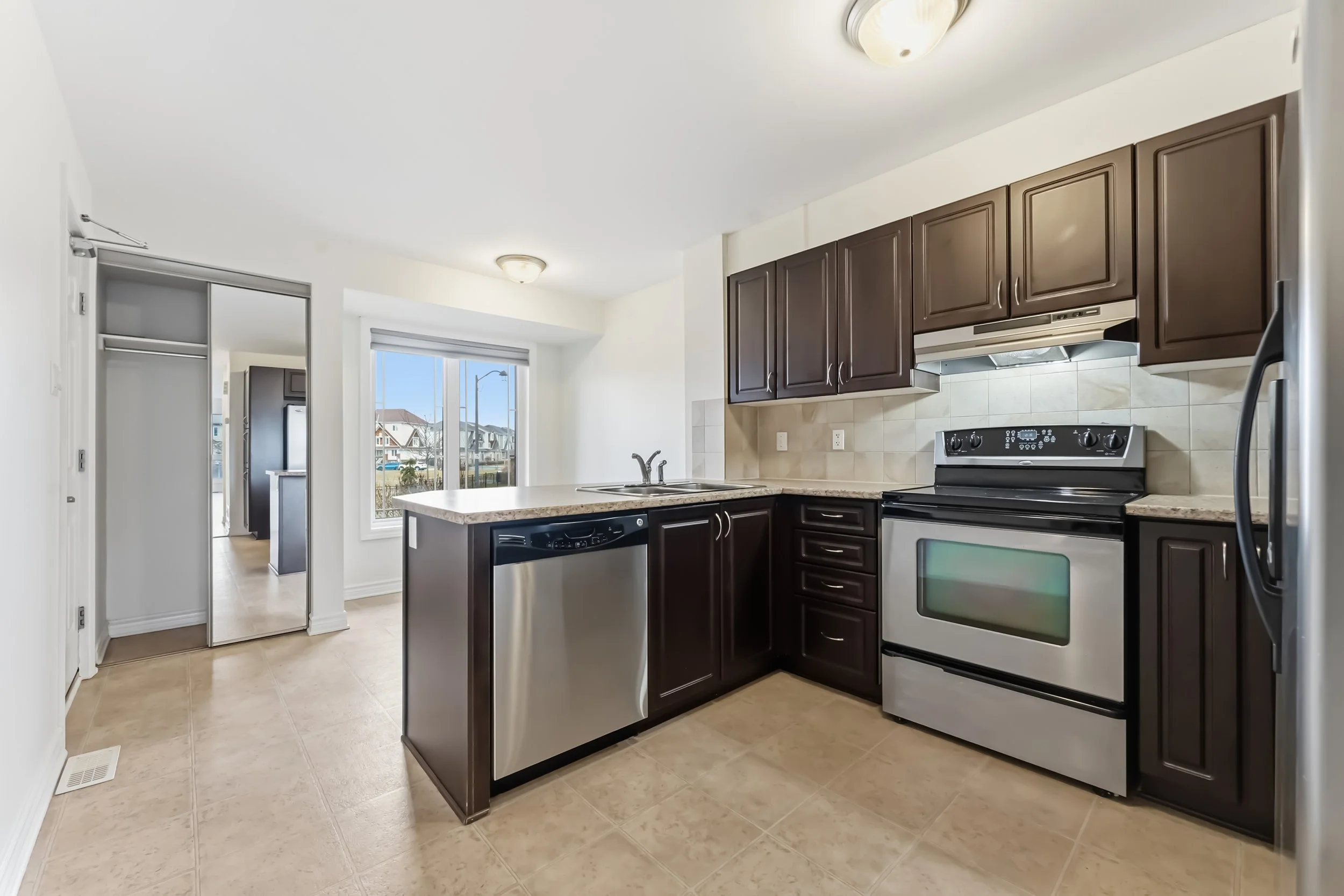 785 Lakeridge Drive, Orleans, Ontario, K4A 0N4 