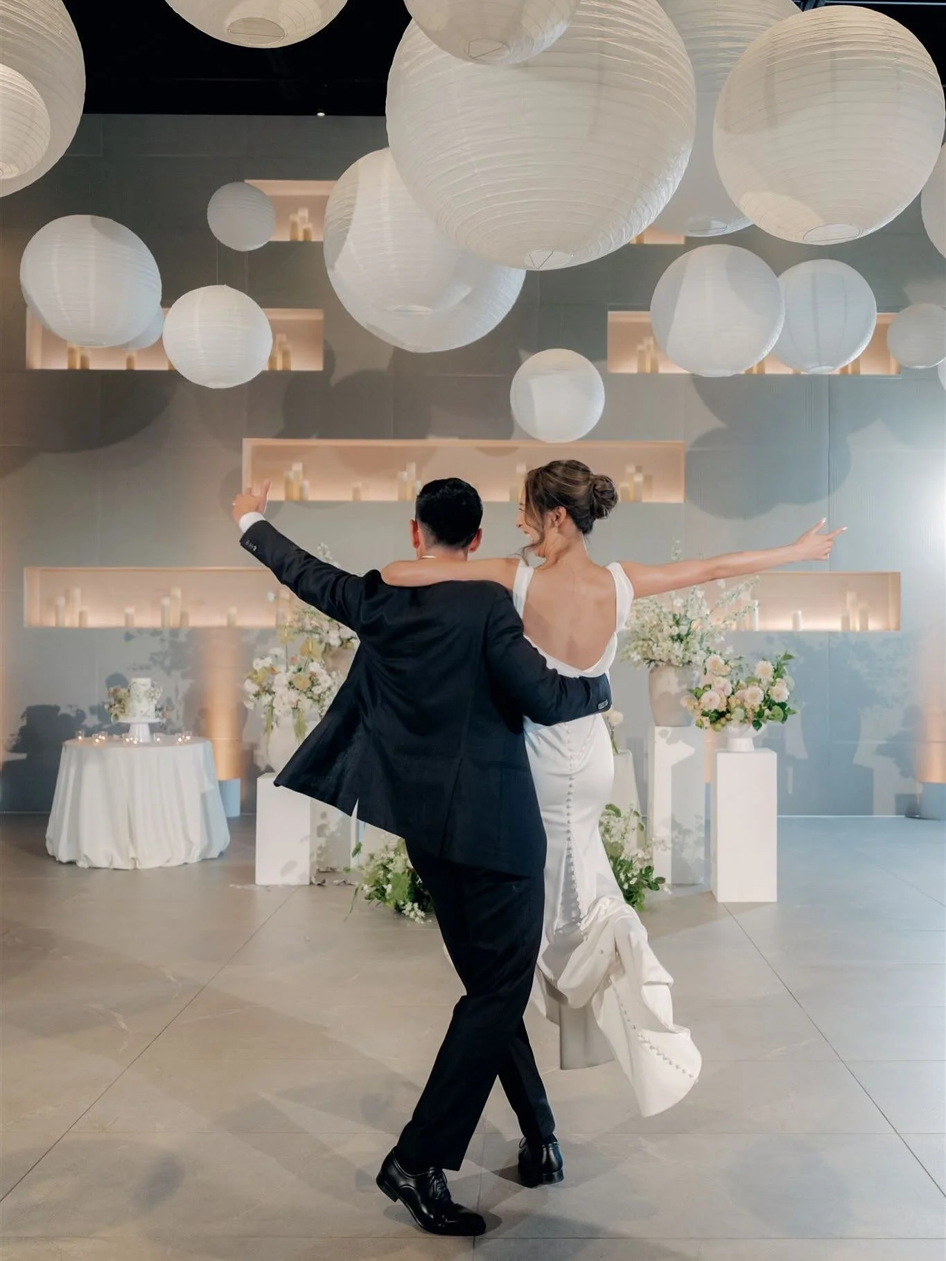 when the flip to reception is exactly what you imagined, but even better ✨ 

Photography: @helenawongphotography 
Videography: @interstellar.films 
Venue: @palmeventcenter 
Hair &amp; Makeup: @gracelinmakeup 
Dress: @lace_and_liberty 
Rentals: @trend