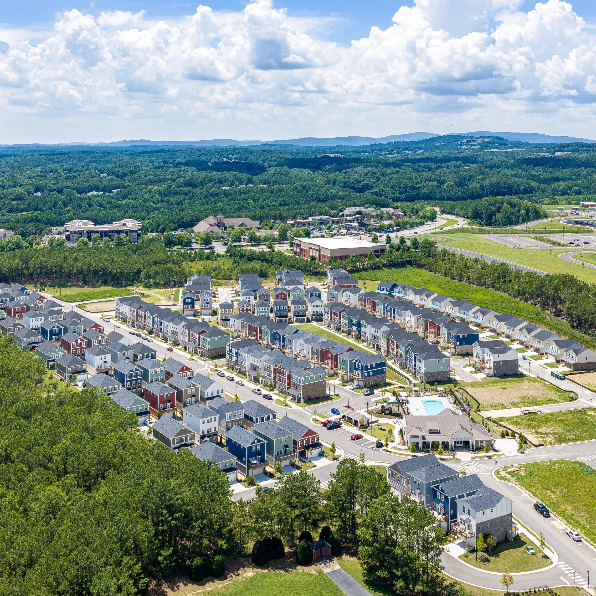 Close to everything, 4 bedrooms 3.5 bathrooms houses at Riverstone Retreat by Quinn Residences.
.
.
.
@riverstoneretreatga #georgia #cantonga #realestatephotography #architecturalphotography #djimavic4pro @djiglobal