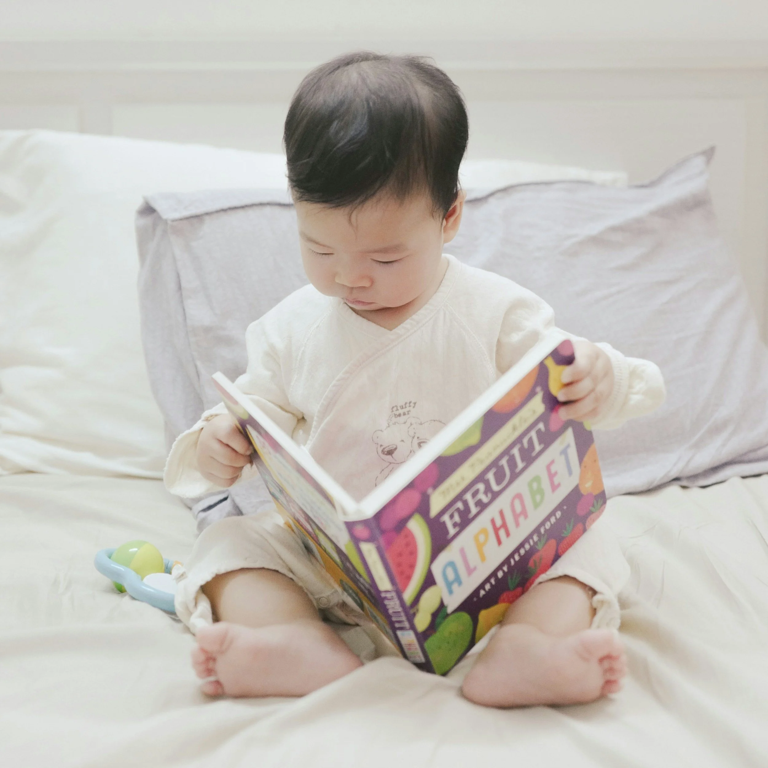 The Importance of Reading to Children: Fueling Imagination