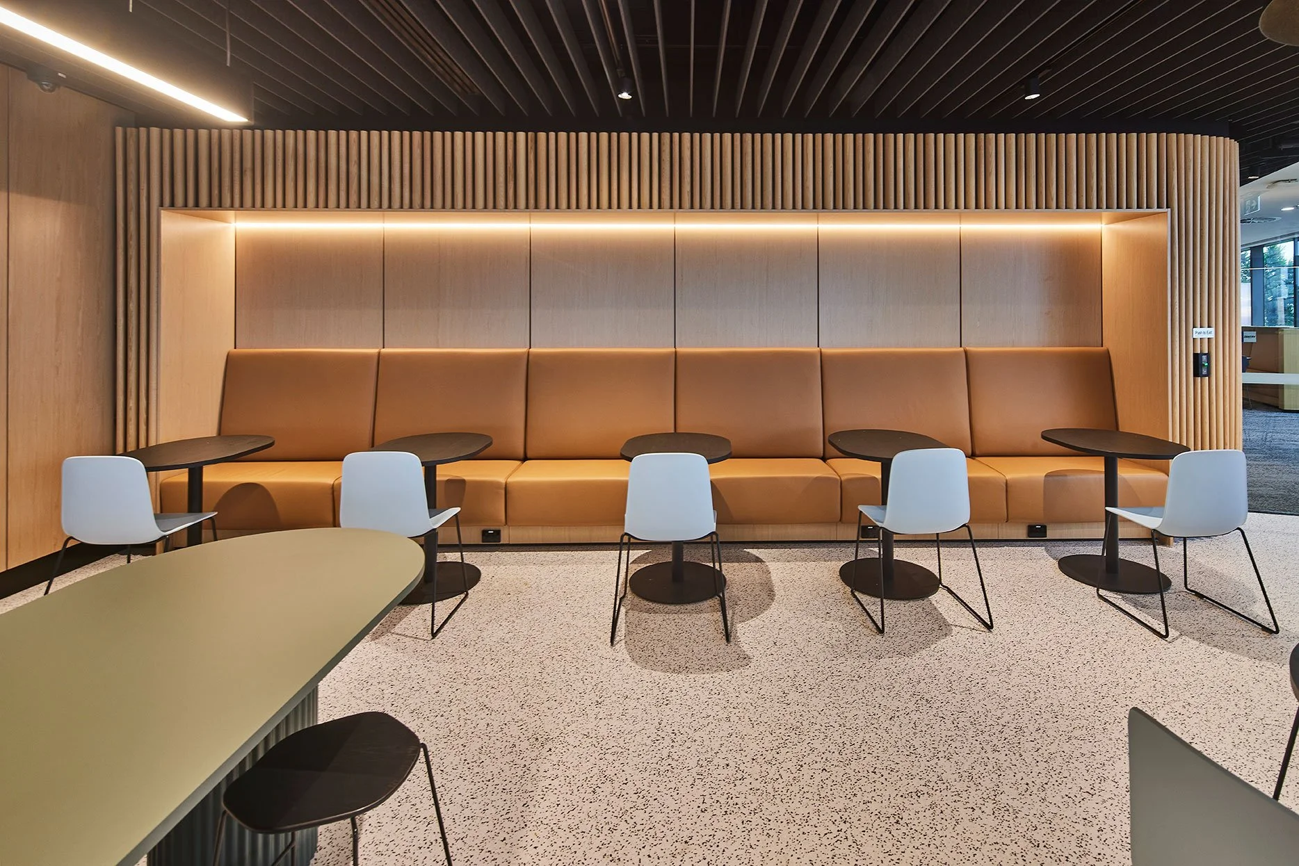 Schiavello-TAFE-Bankstown-D2-050.jpg
