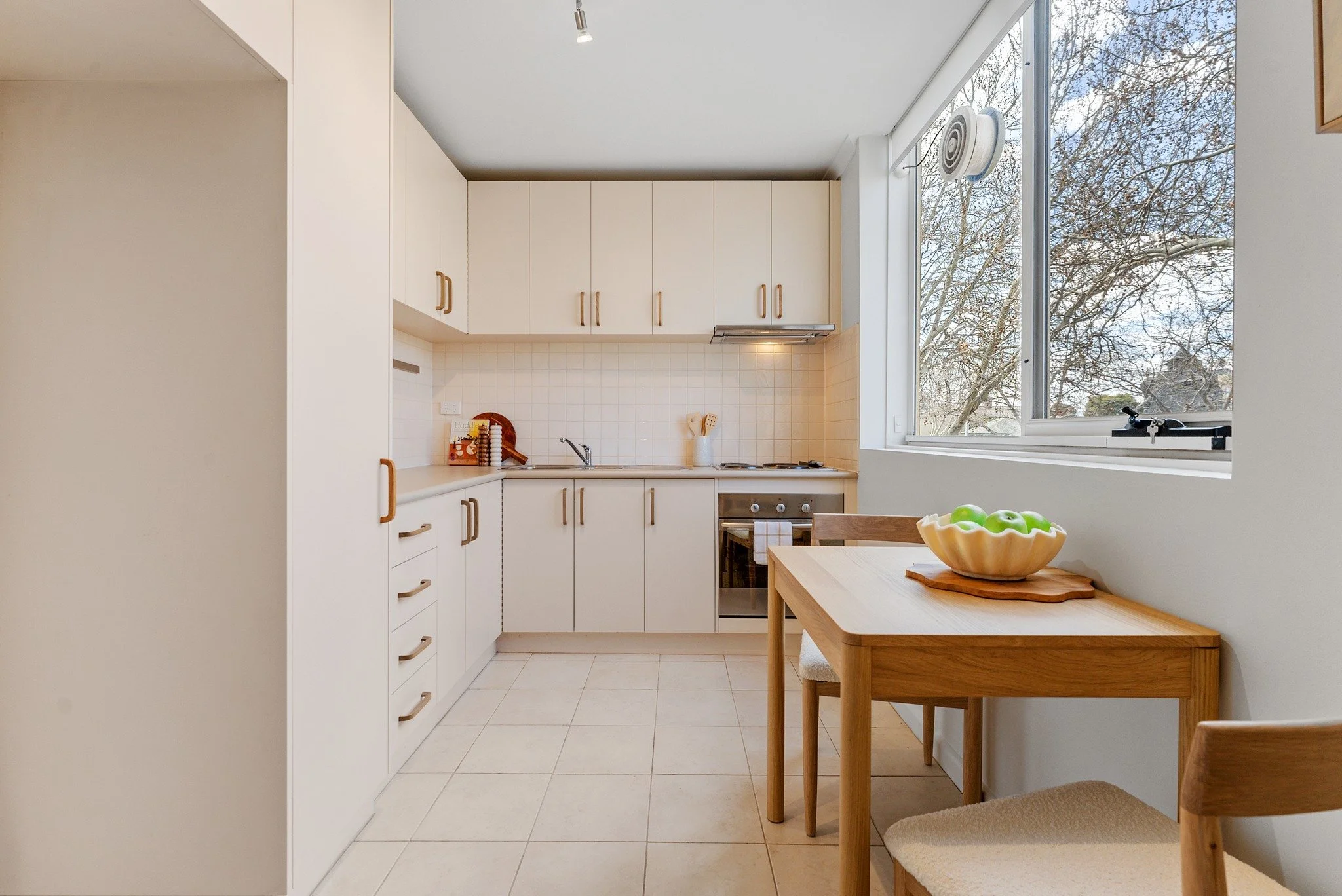 Small space to show off?
We&rsquo;ve got you! 

When selling, it&rsquo;s important to highlight how a buyer &lsquo;could&rsquo; live in a property. 

For example, ensuring that a dining table is present and that there is some where position a tv.

We