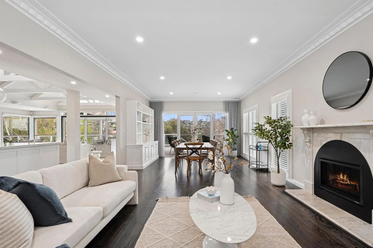 This spring has been pretty special for Style is Key. 
Grateful to work with some amazing homes 🫶🏼 
This picture is our styling from a recent partial install in Highton, taking inspiration from the home&rsquo;s stunning architecture and Hamptons ex