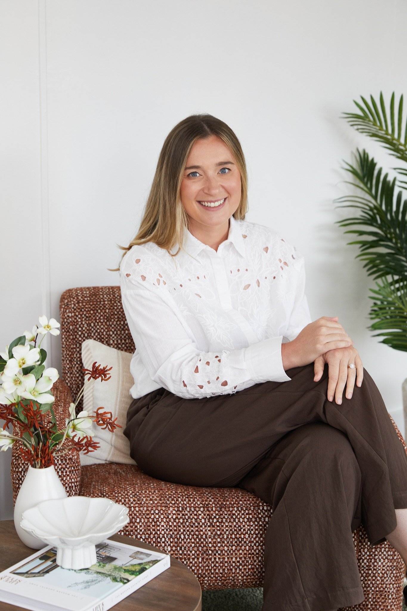 Hi there 👋🏼
It&rsquo;s probably about time I reintroduced myself. I&rsquo;m Annabel Senior, stylist and founder of Style is Key. 
I&rsquo;m a Geelong local and mum to three small children, building a business that allows me to follow my passion for
