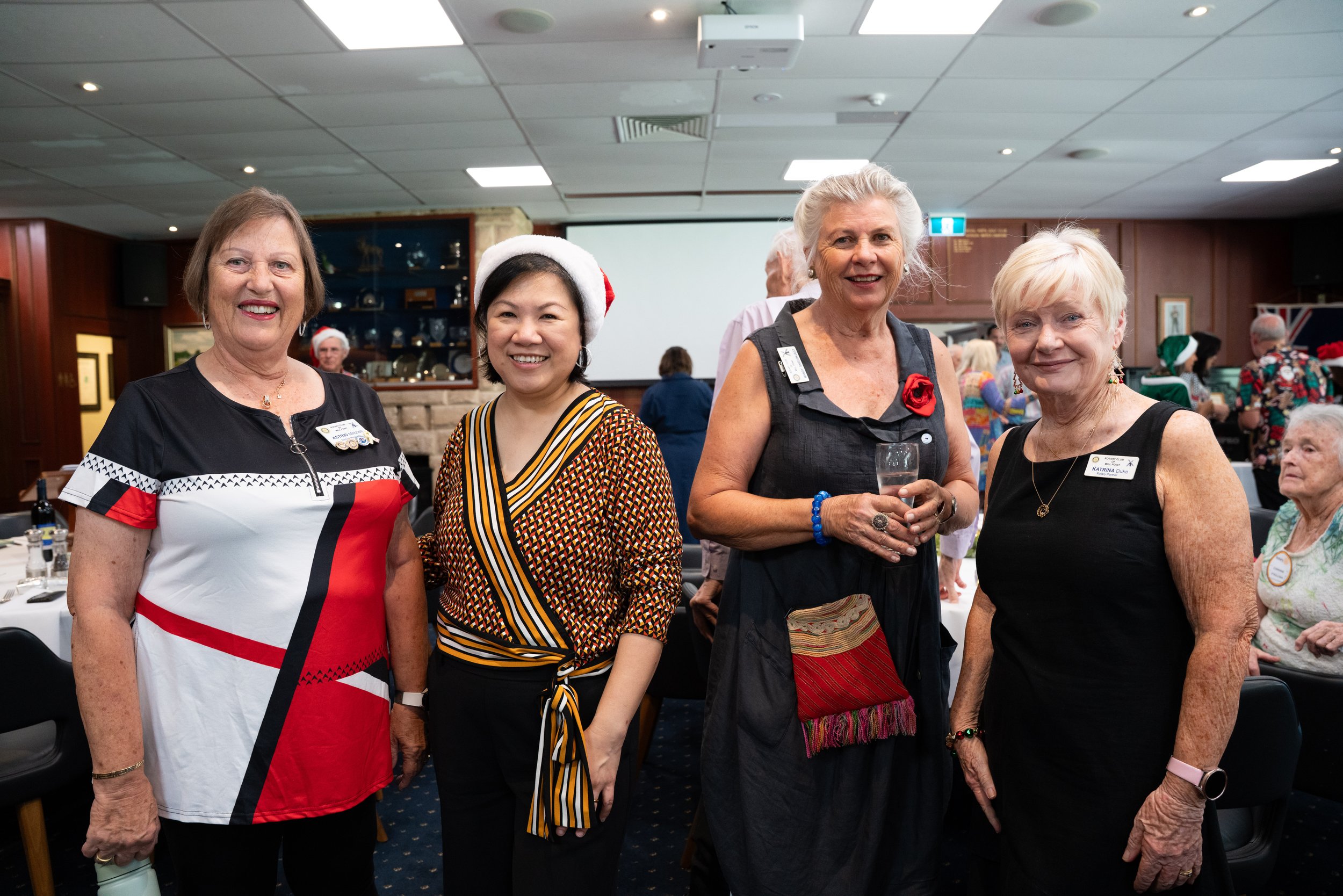 Members Astrid and  Dianne, and guest partners Mandy Sneeuwjagt and Katrina Duke