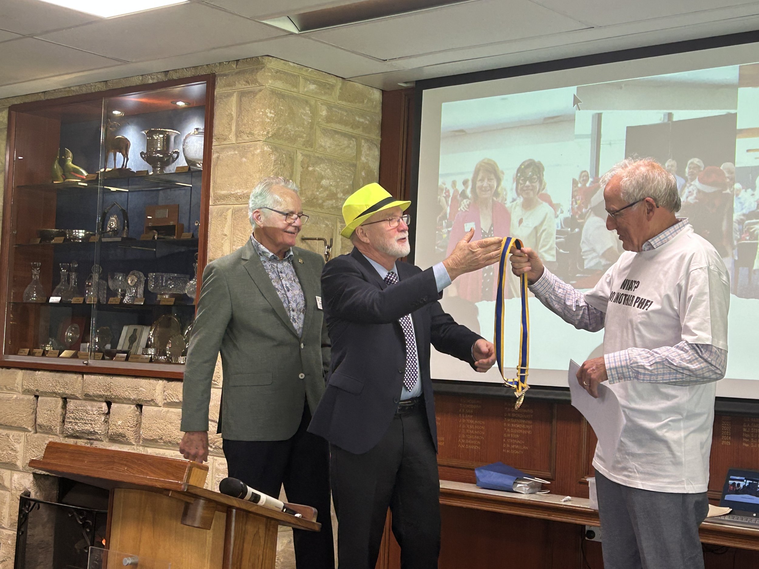 Kelly hands over chain of office to Gerry