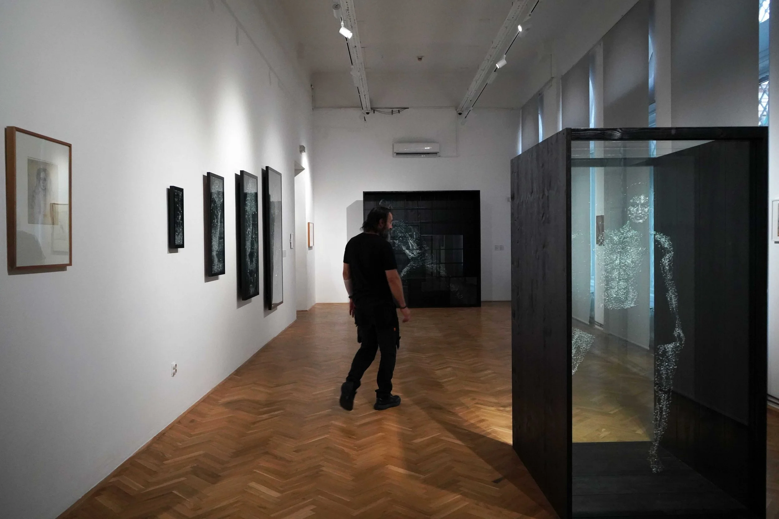 Simon Berger — The Persistence of Presence — Nationalgallery of Bosnia and Herzegovina, supported by the Swiss Embassy to BiH and NOA contemporary, Photocredit: NOA contemporary
