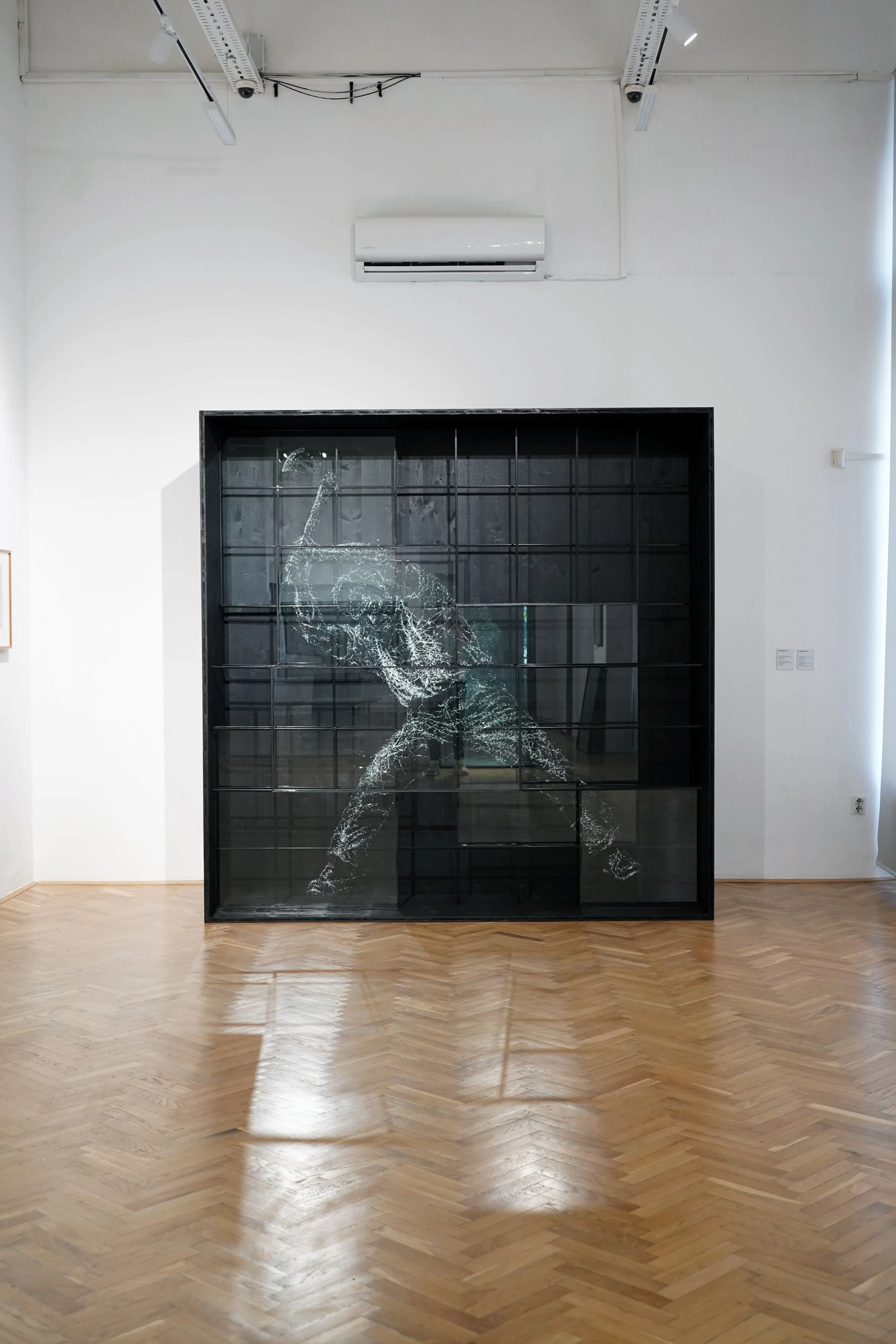 Simon Berger — The Persistence of Presence — Nationalgallery of Bosnia and Herzegovina, supported by the Swiss Embassy to BiH and NOA contemporary, Photocredit: NOA contemporary