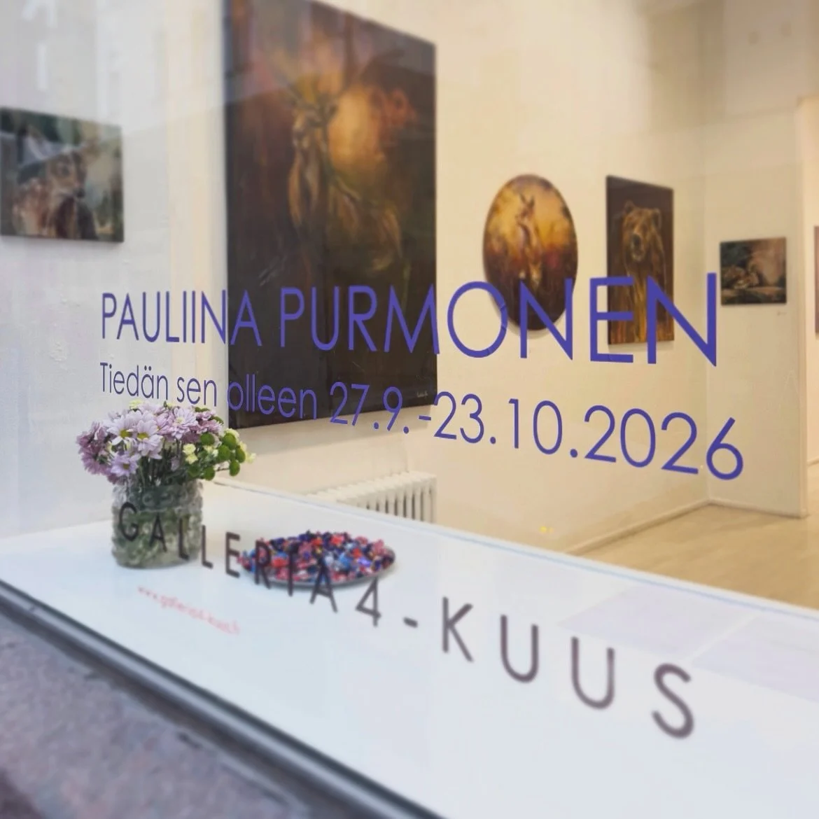Sunday plans? 🤍

Tied&auml;n sen olleen is also open today 12&ndash;16 at @galleria4kuus.

On view until October 23
Uudenmaankatu 4&ndash;6, Helsinki

Tue 10&ndash;16
Wed&ndash;Fri 11&ndash;17
Sat&ndash;Sun 12&ndash;16