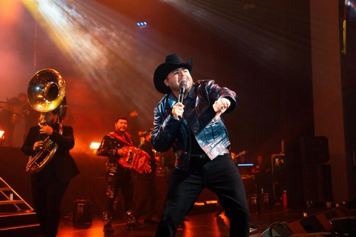 Gerardo Ortiz Arrasa Con Un Sold Out En El Youtube Theater