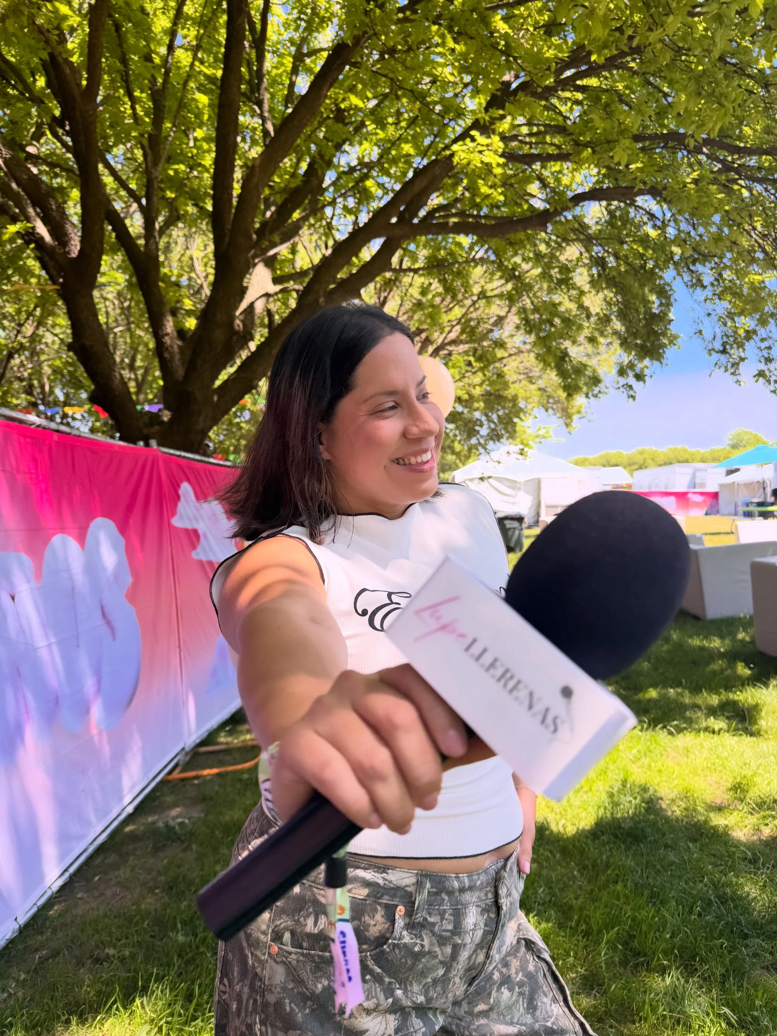 20 Sue&ntilde;os posts. Countless fan moments and artist interviews. 2 unforgettable days in Chicago with thousands of Latin music lovers for @suenosfestival 📍

Feeling incredibly grateful for the opportunity to do what I love in so many places 🎤🎶