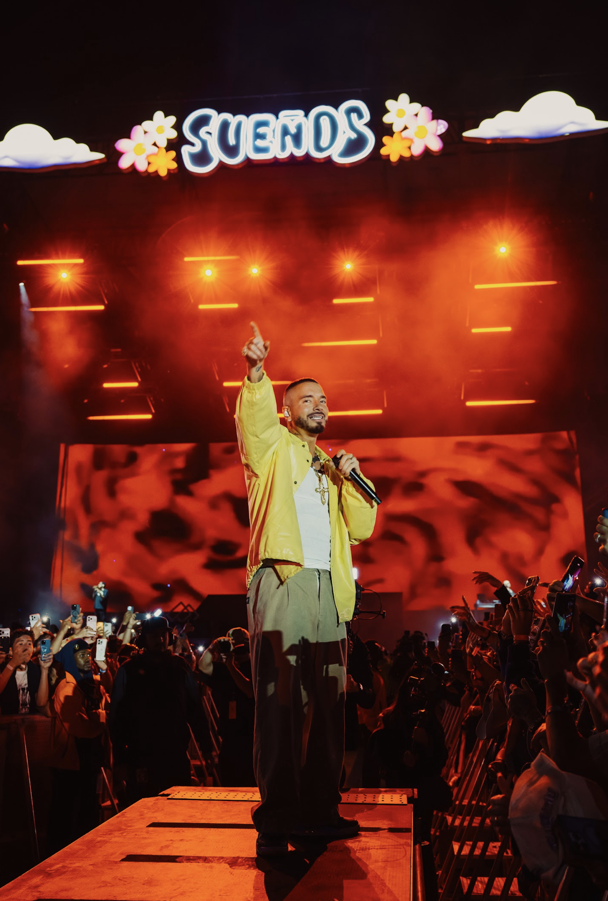 J Balvin, Kali Uchis, Danny Ocean, Manuel Turizo &amp; More Light Up Day 1 of Sueños Festival 2026