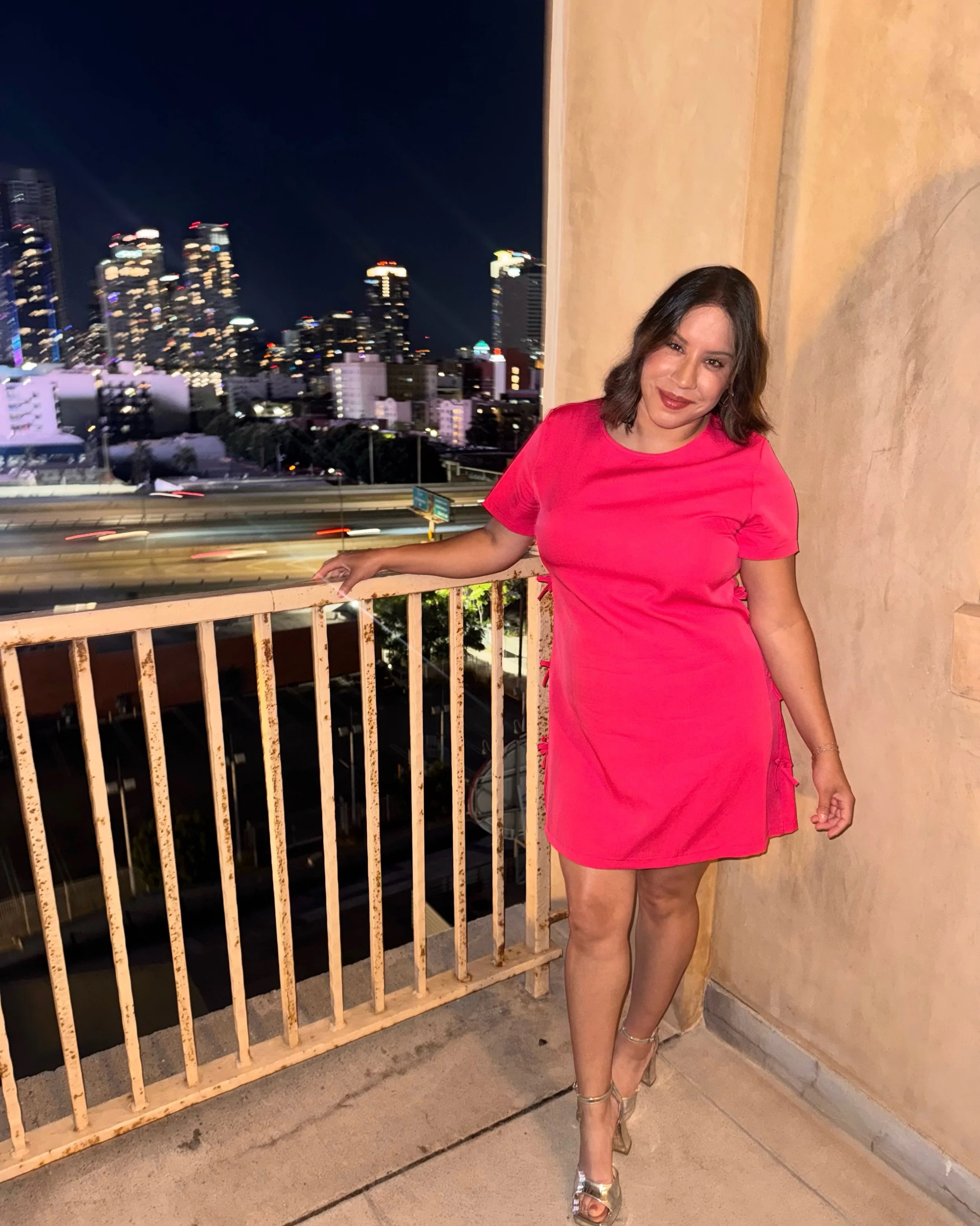 Photo dump of me doing all the things I once wrote down, prayed for and worked towards 🙏🏽 Turns out the vision was and is worth the grind! ✨

#keepgoing #careergoals #manifested #dreamstoreality #careerjourney