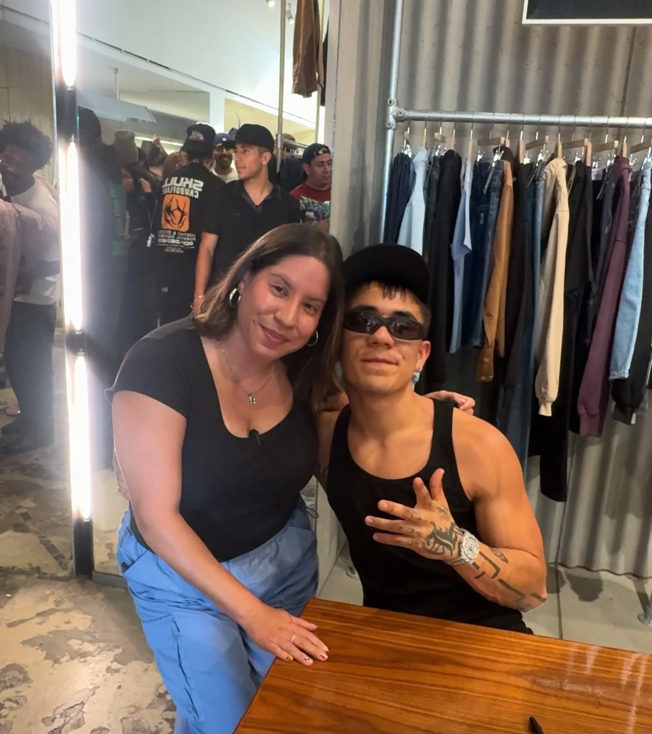 2 for 2 with @chinito_pacas 🤞🏽 First in Chicago, now in my hometown of Los Angeles. This time celebrating as he graces the cover of the latest @la_cynthia_magazine issue.

#chinopacas #chinito #streetmobrecords #streetmob #regionalmexicano