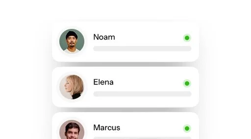 Interface utilisateur affichant une liste de profils actifs illustrant l'interaction et la connexion avec une audience.