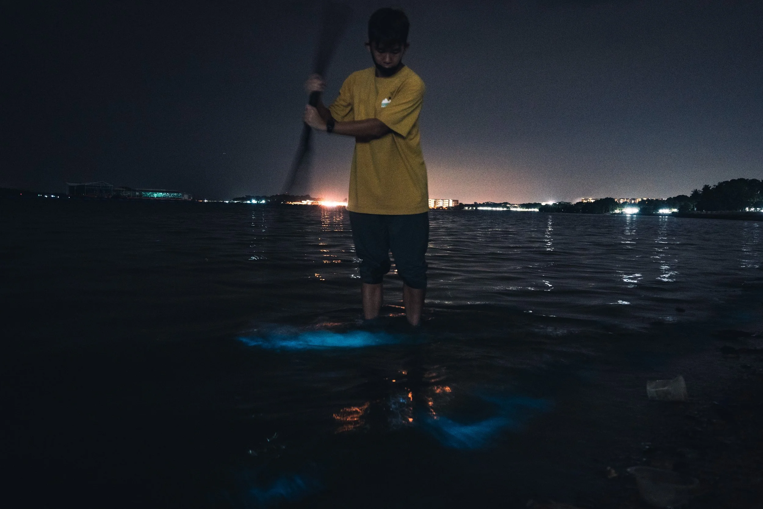 *Published on Straits Times. Accidentally made Singaporeans rush to beaches to witness bioluminescent waves.
