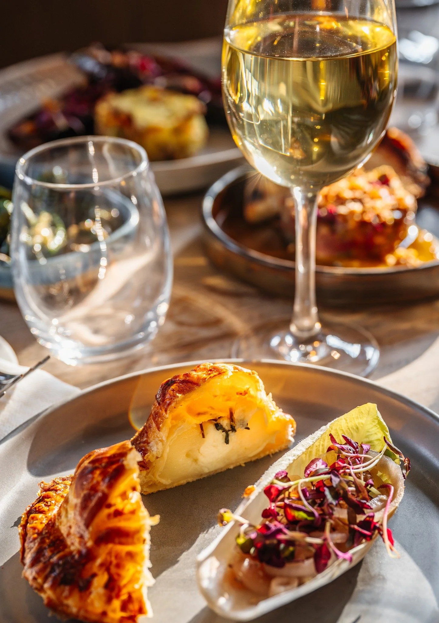 Vegetarian Tapas Night 
Friday 26 June | From 5.30pm

A night of small plate dining, celebrating the wonder of mighty veggies. Come and try a selection of delicious vegetarian tapas. Dine out on our sunny terrace if the weather is nice!

Book in at t