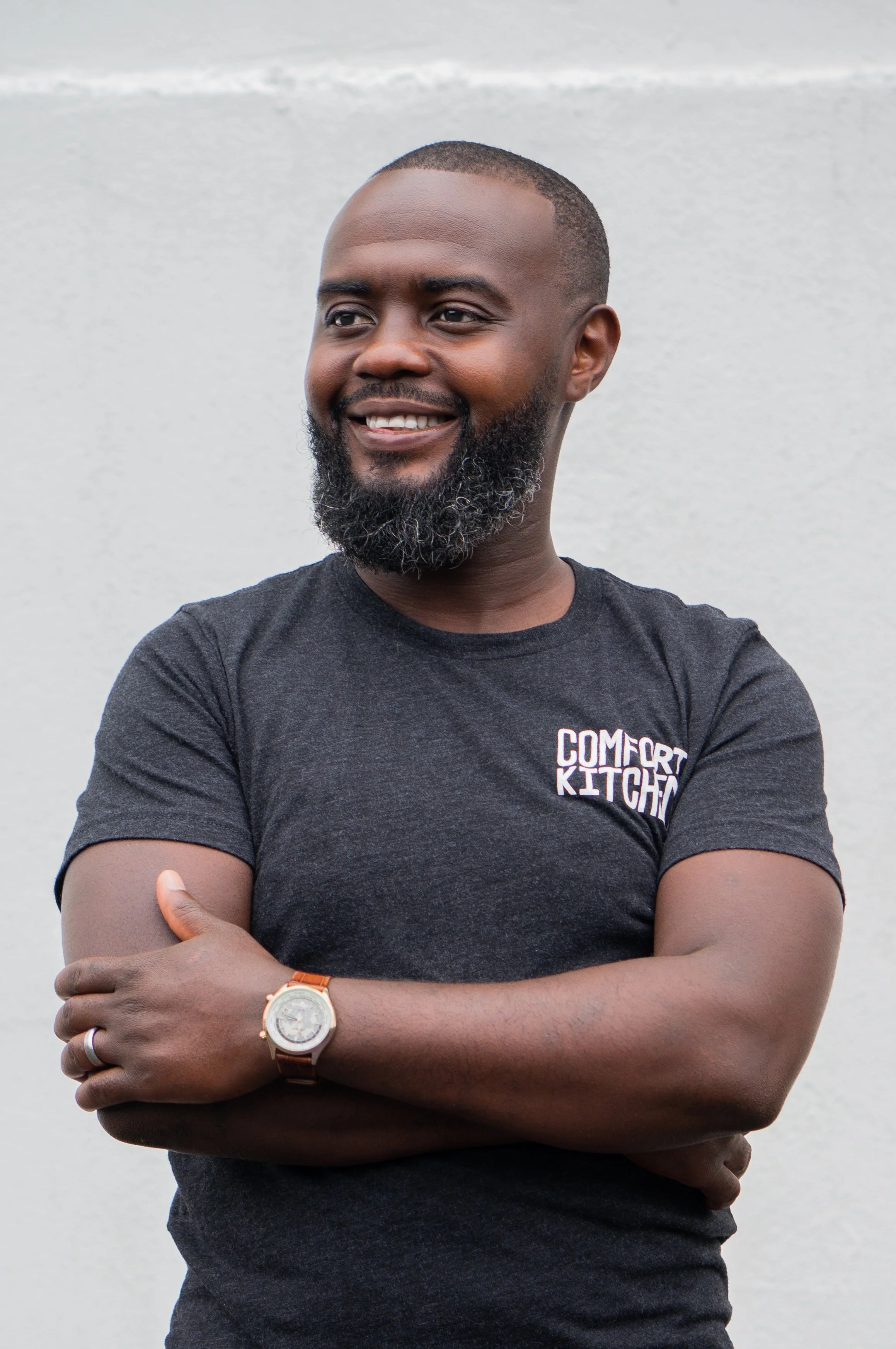 Kwasi-Kwaa_Comfort-Kitchen_headshot_01 (2).jpg