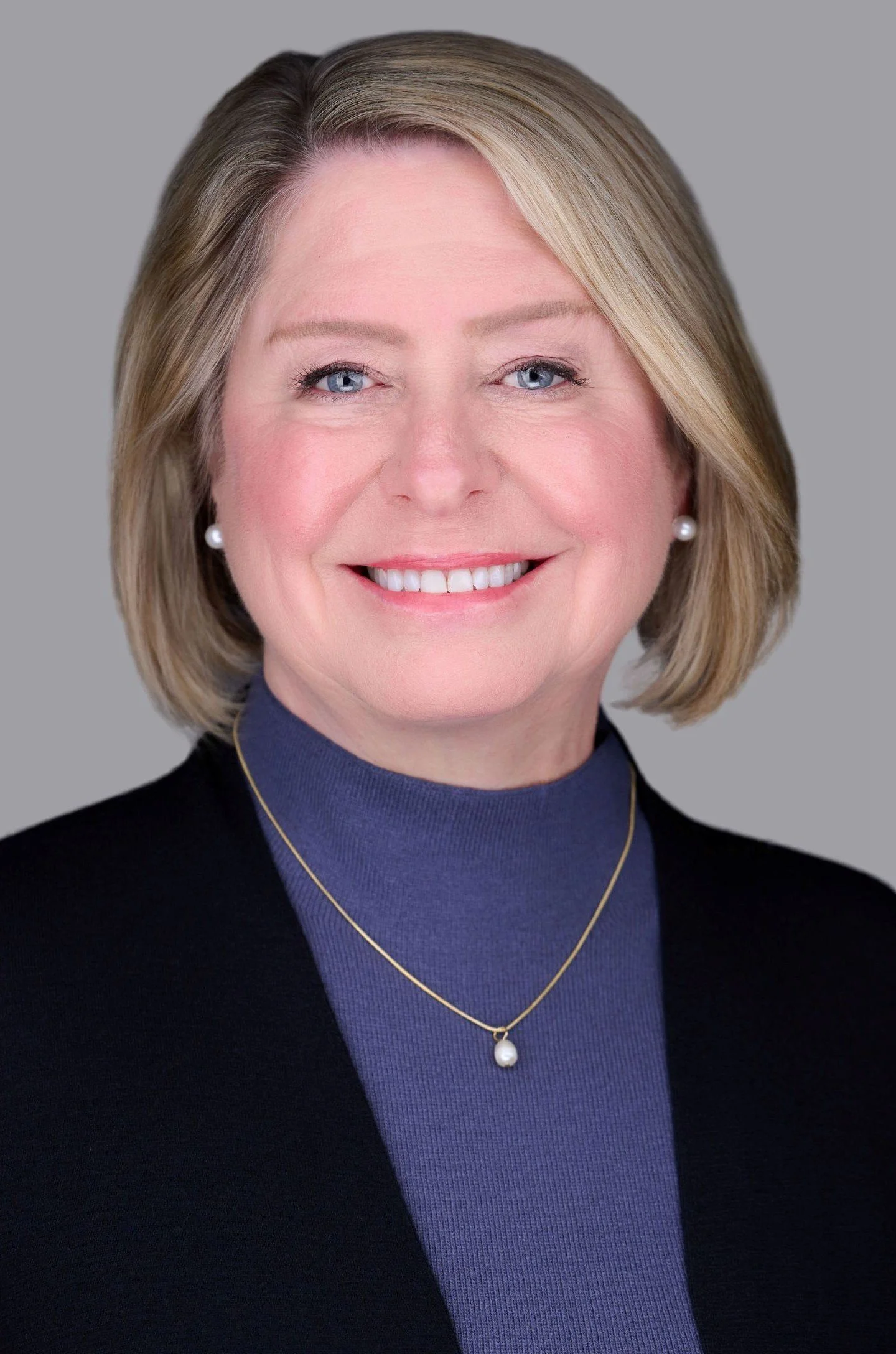  AMANDA JOHNS  
Relationship Manager