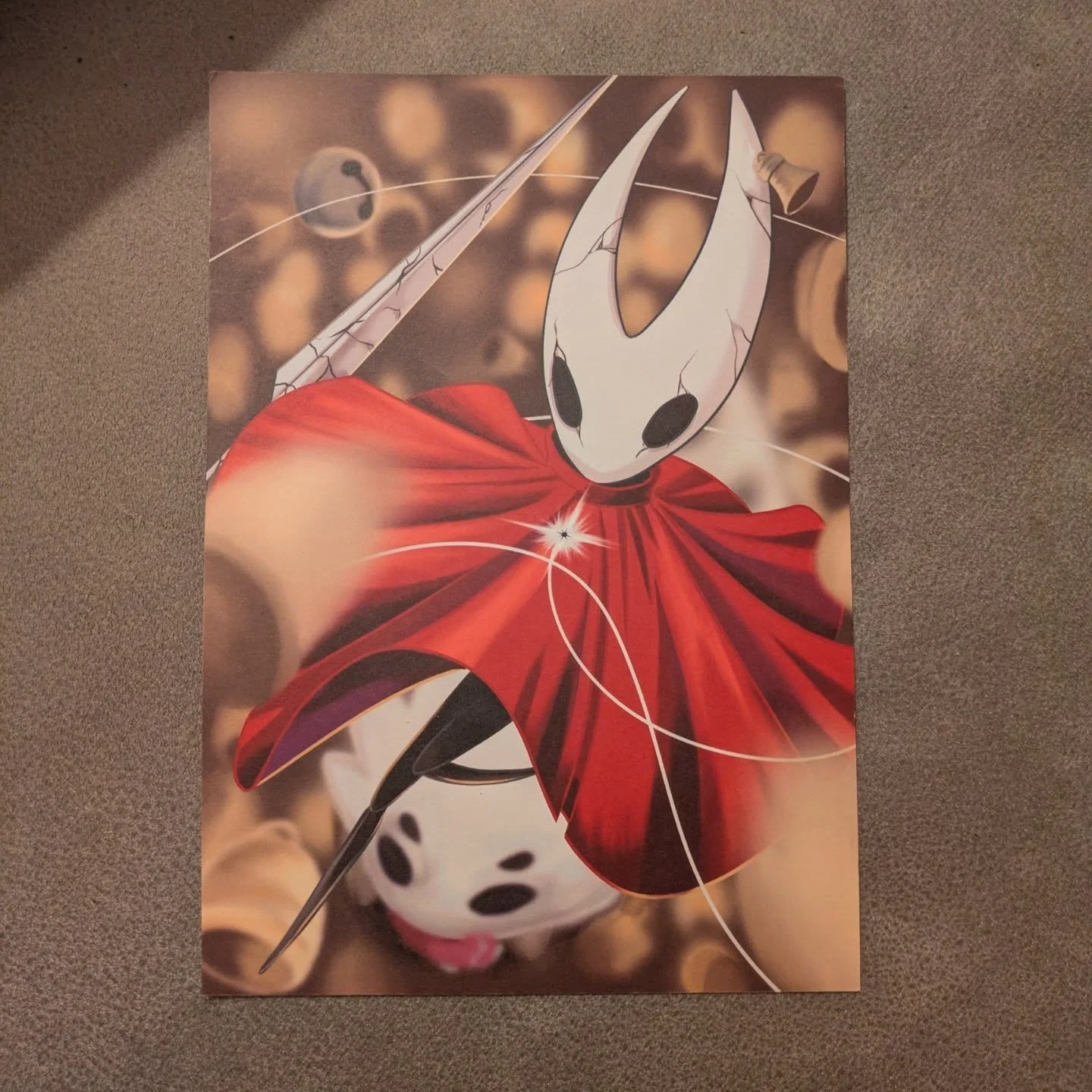 Look at them! My prints are real. It is so weird holding a physical version of them. And the colors turned out so nice too! 

Now I only need to wait for the arrival of my stickers and paint a few paintings and then I am ready for my very first in pe