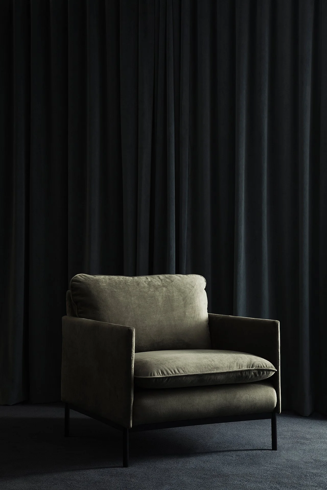 Kasteel_Furniture_Lifestyle _Hope Armchair_01.jpg