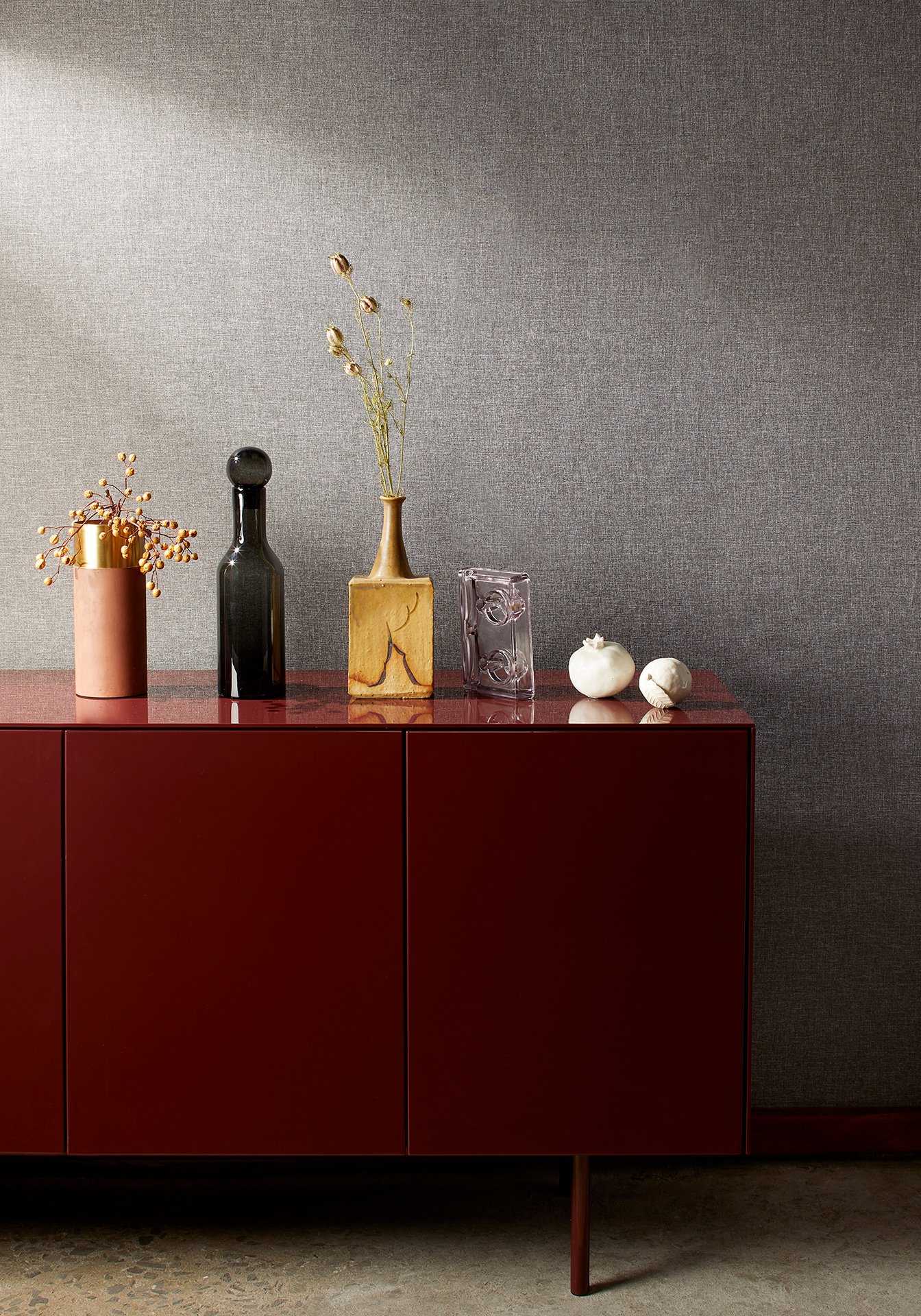 Kasteel_Furniture_Lifestyle_44 Server_Oxblood High Gloss_01.jpg