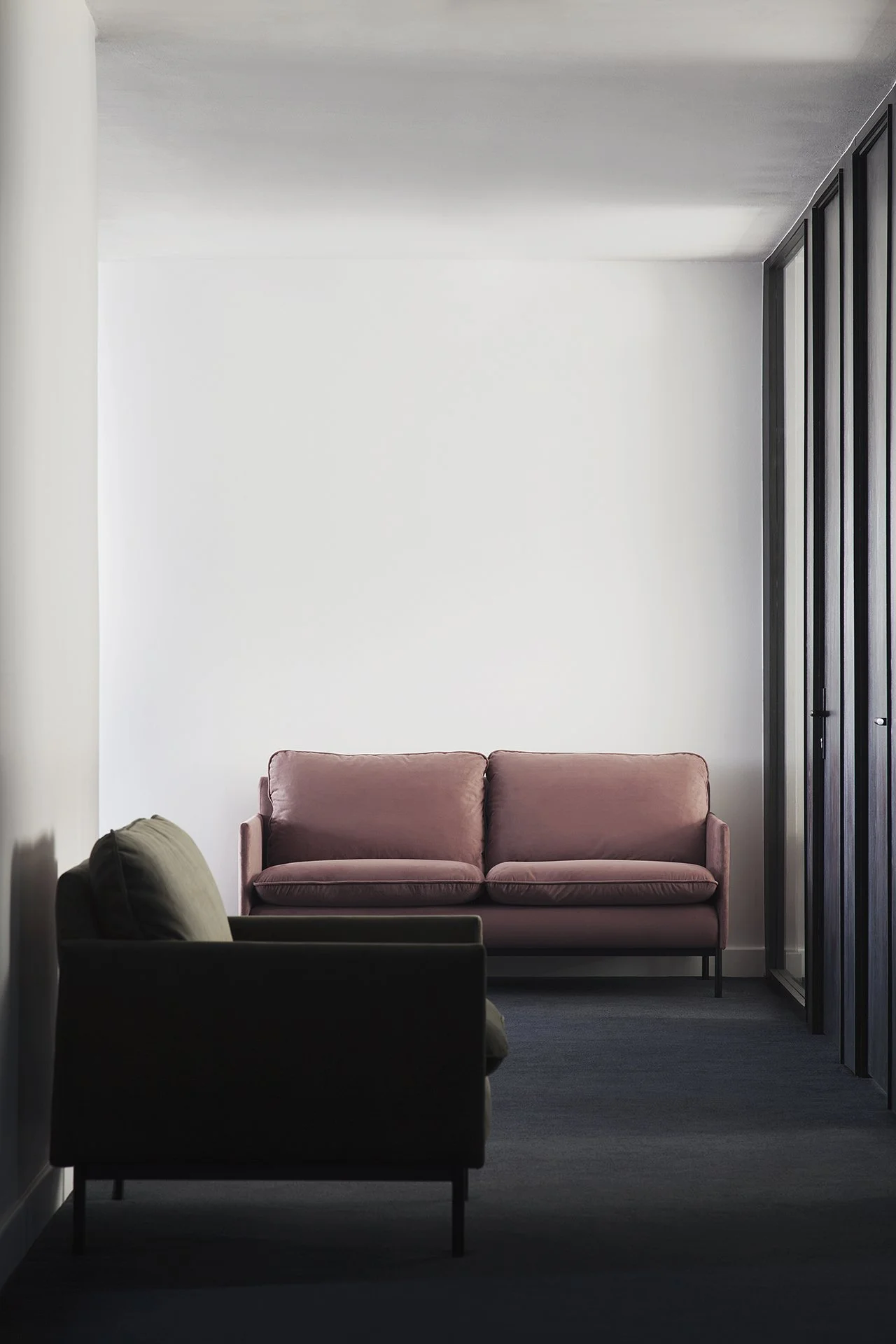 Kasteel_Furniture_Lifestyle _Hope Two Seater_01.jpg