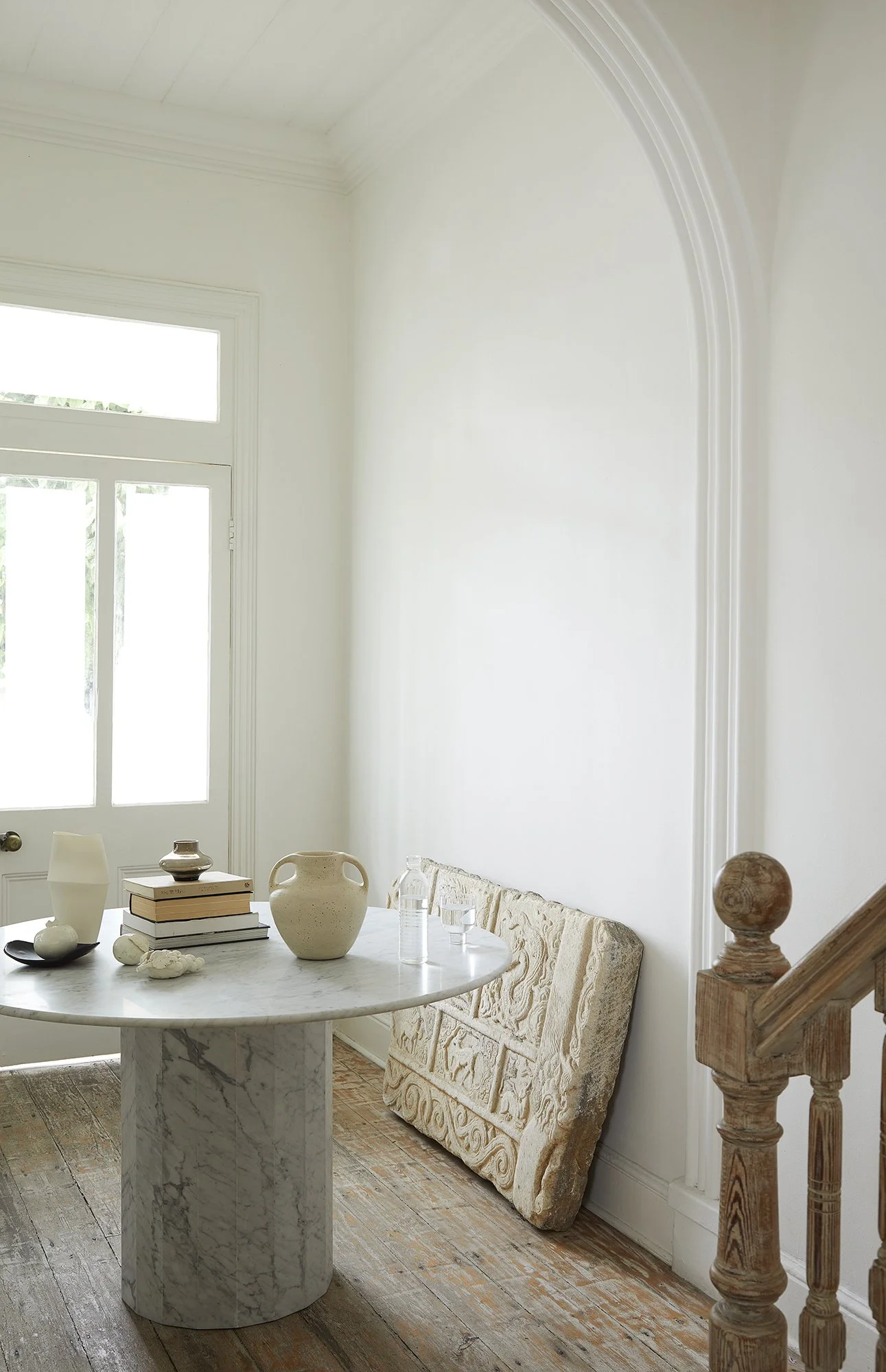 Lemon_Furniture_Lifestyle_Ashby_1300DIAx750H_Bianco Carrara Marble_ART1375HBC_05.jpg