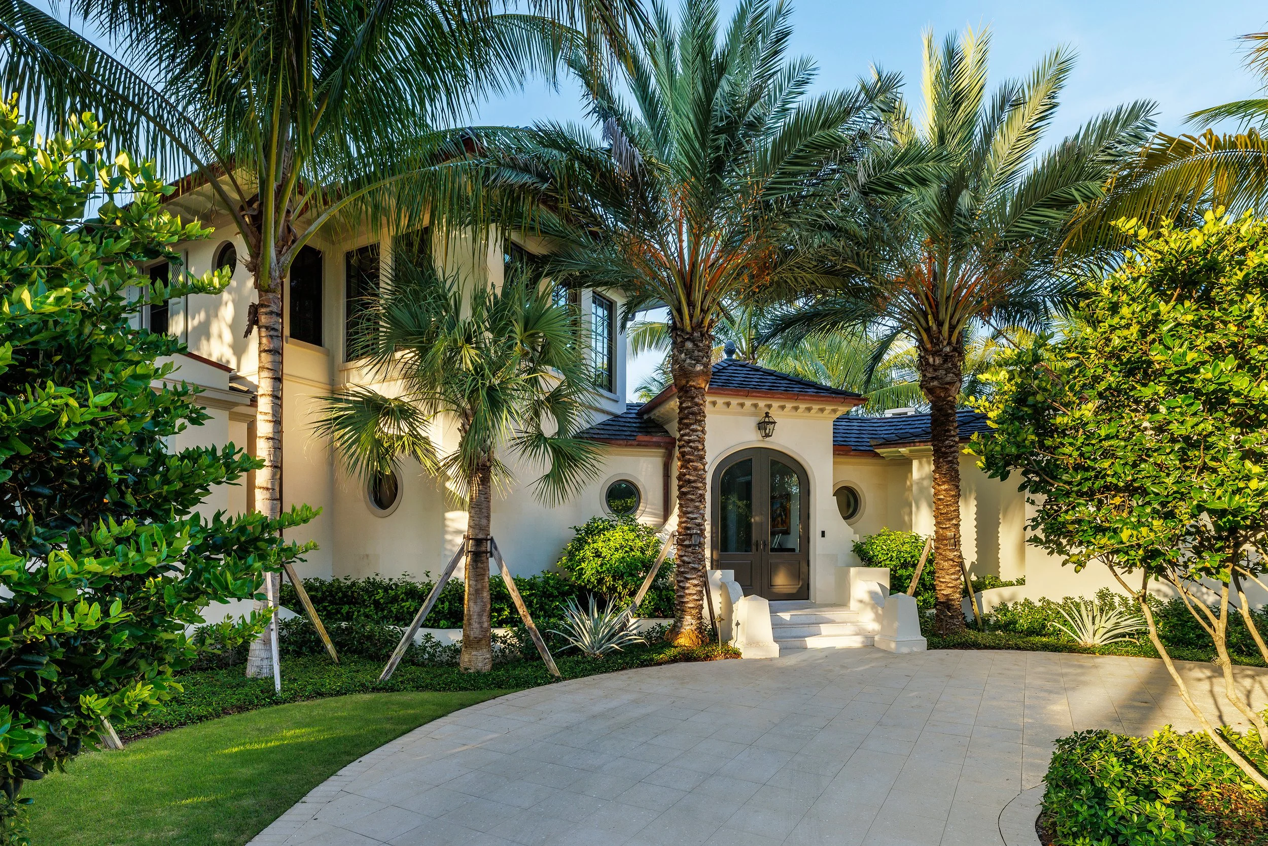 Palm Beach residence Old Florida Bermuda classic design