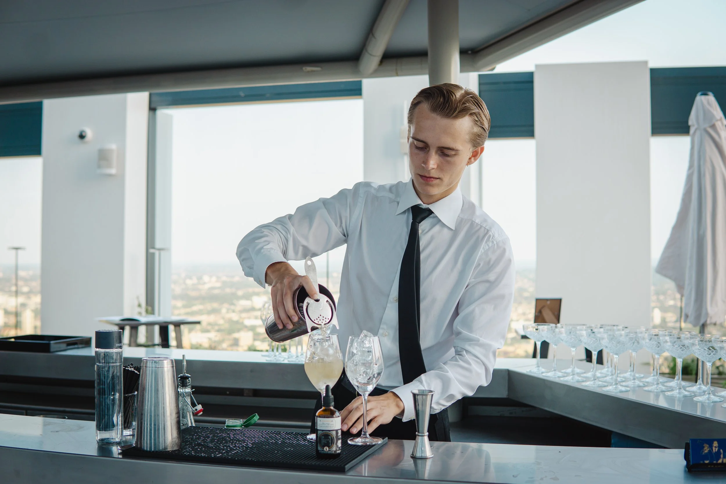 What Butler-Level Hospitality Actually Feels Like at a Corporate Event