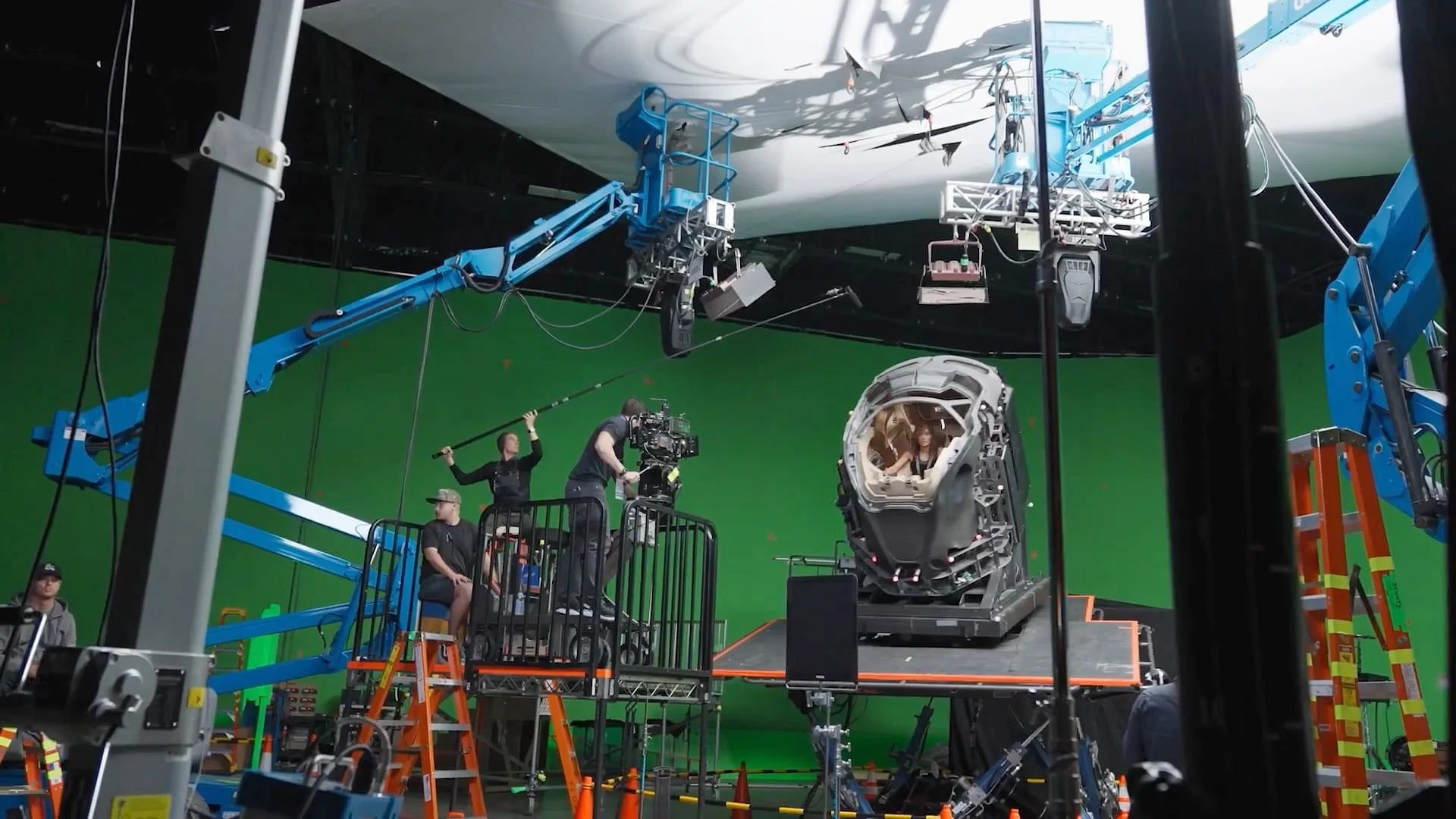 Atlas - "Behind the VFX"