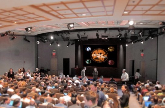 apple_townhall_01.jpg