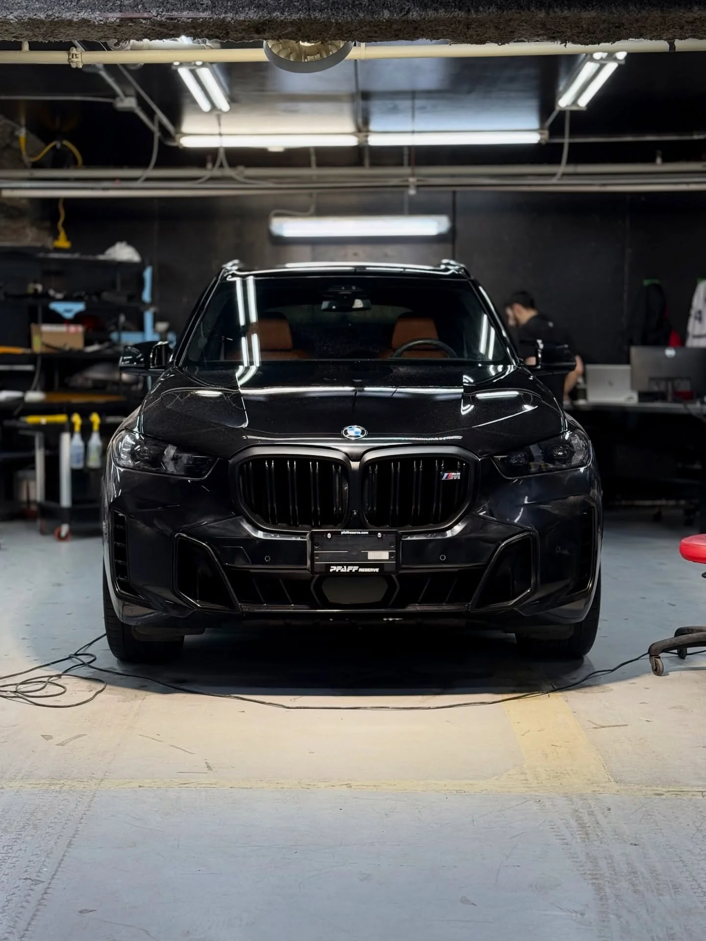 BMW X5 M60i, recently sold by @pfaffreserveplus , came to AutoSpa for a front-end PPF before heading to its new home.

Protected from day one and ready for the road.

#bmw #ppf #bmwx5 #x5 #turbov8