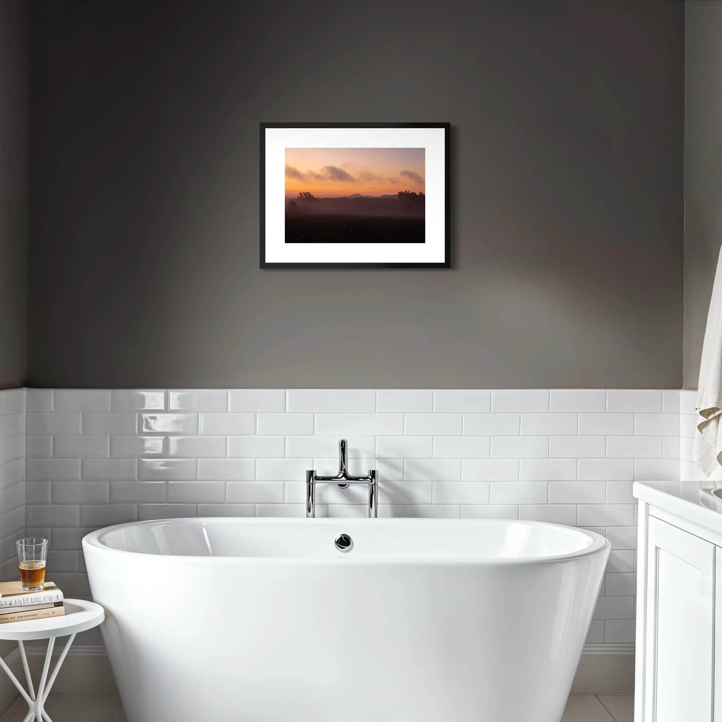 IMGB2815 18x24 2.625 FRAME.JPG