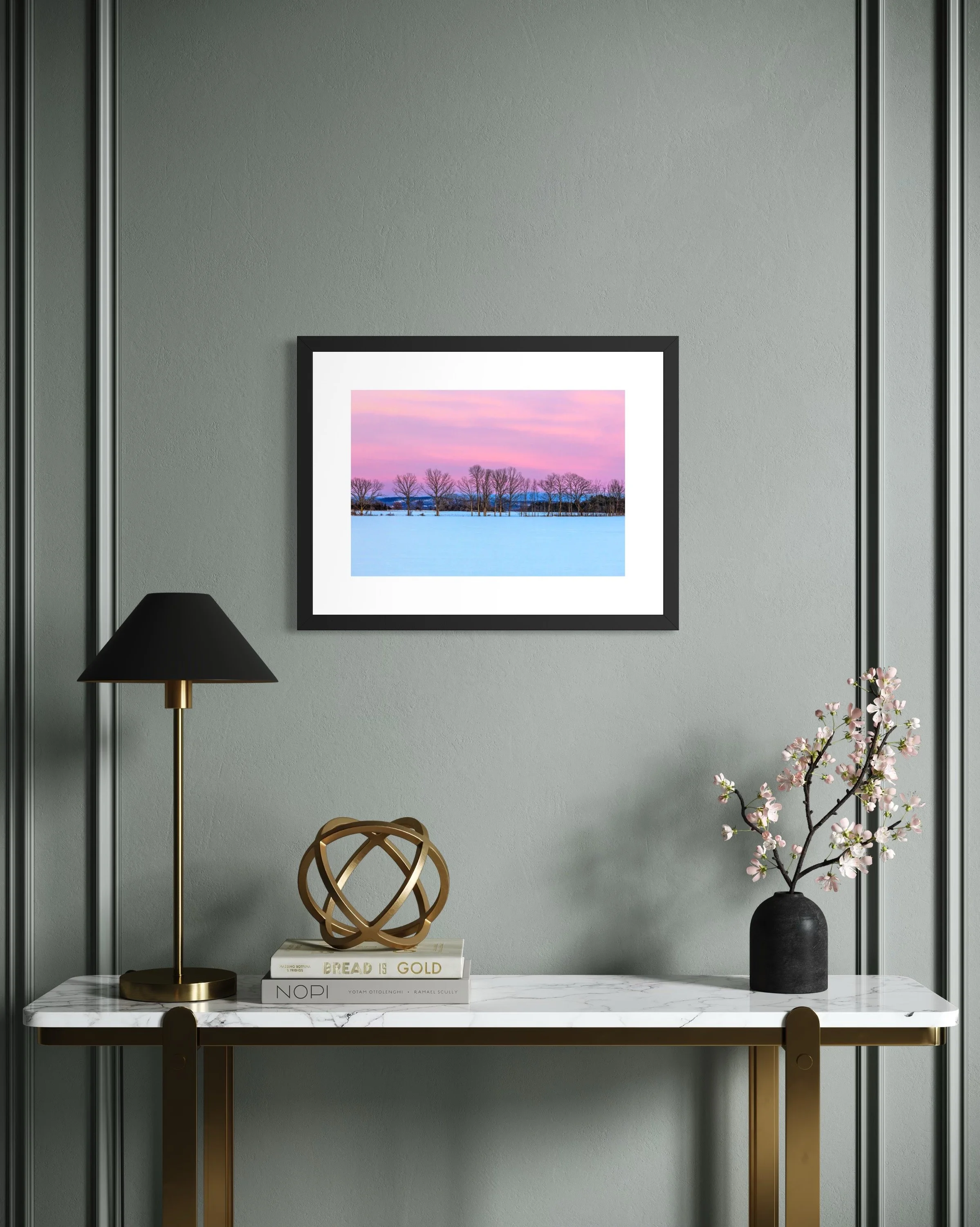 IMGA5300 18X24 2.625 FRAME.JPG