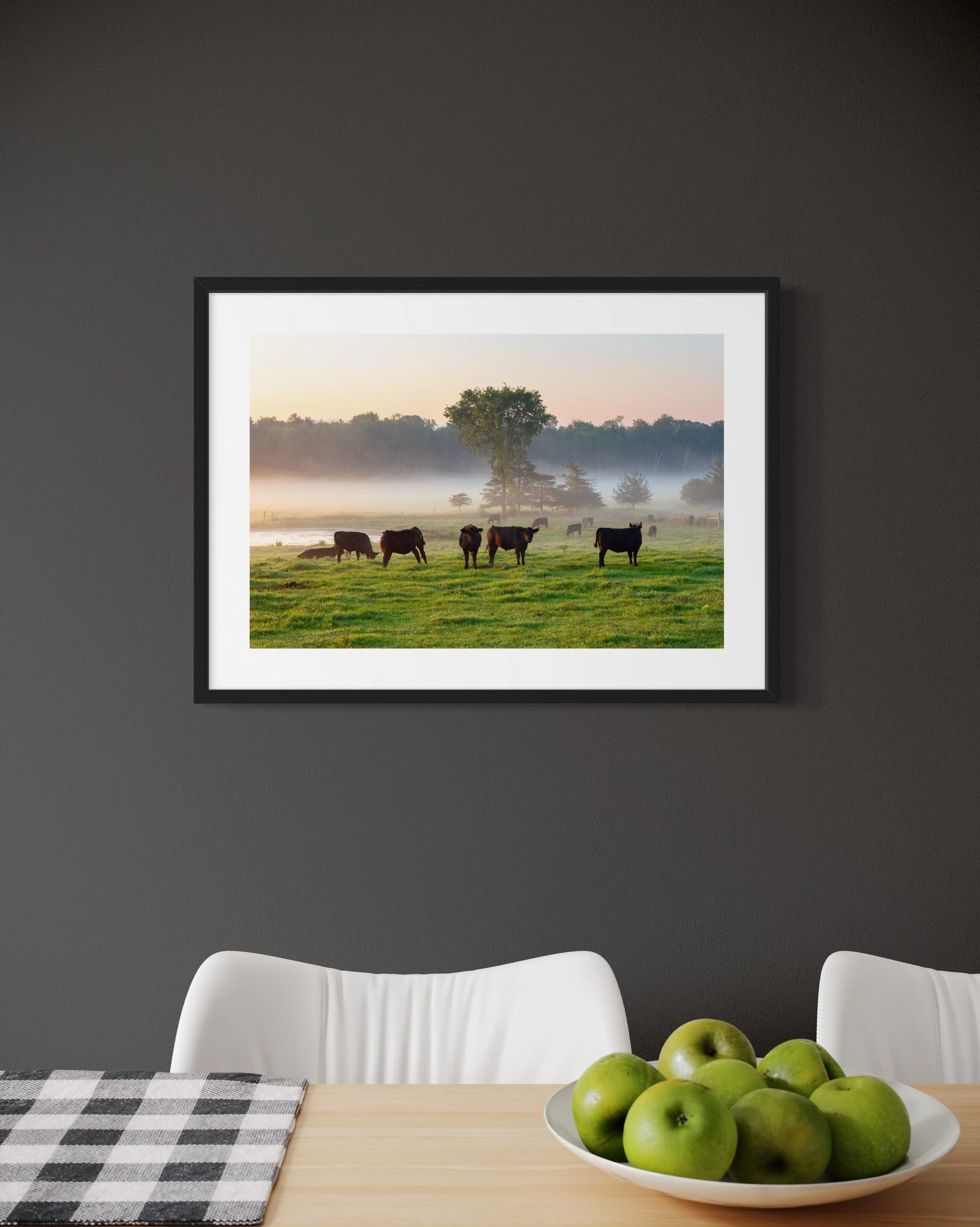 IMGA9825 20x28 2.125 FRAME.JPG