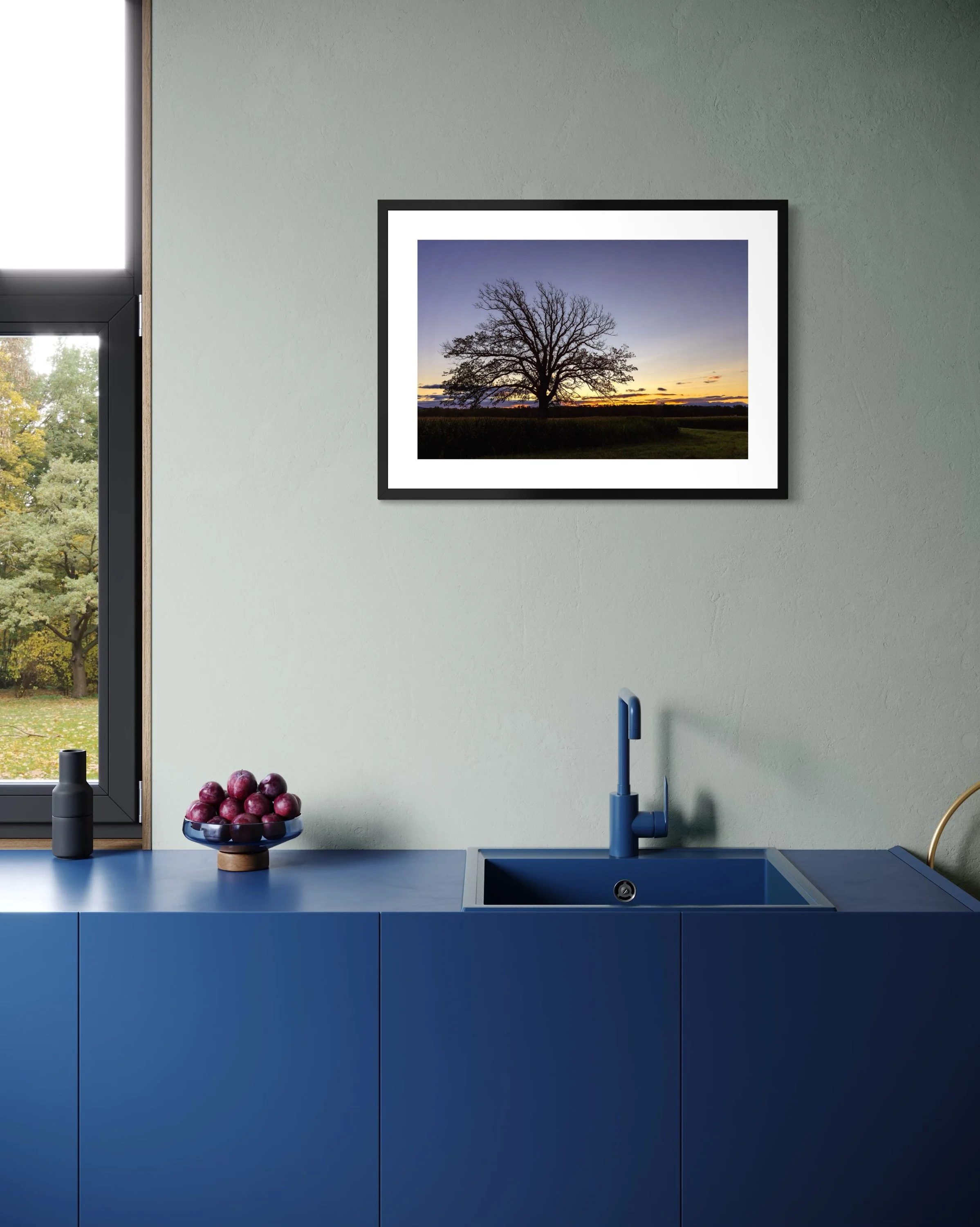 IMGF8981 20x28 2.125 FRAME.JPG