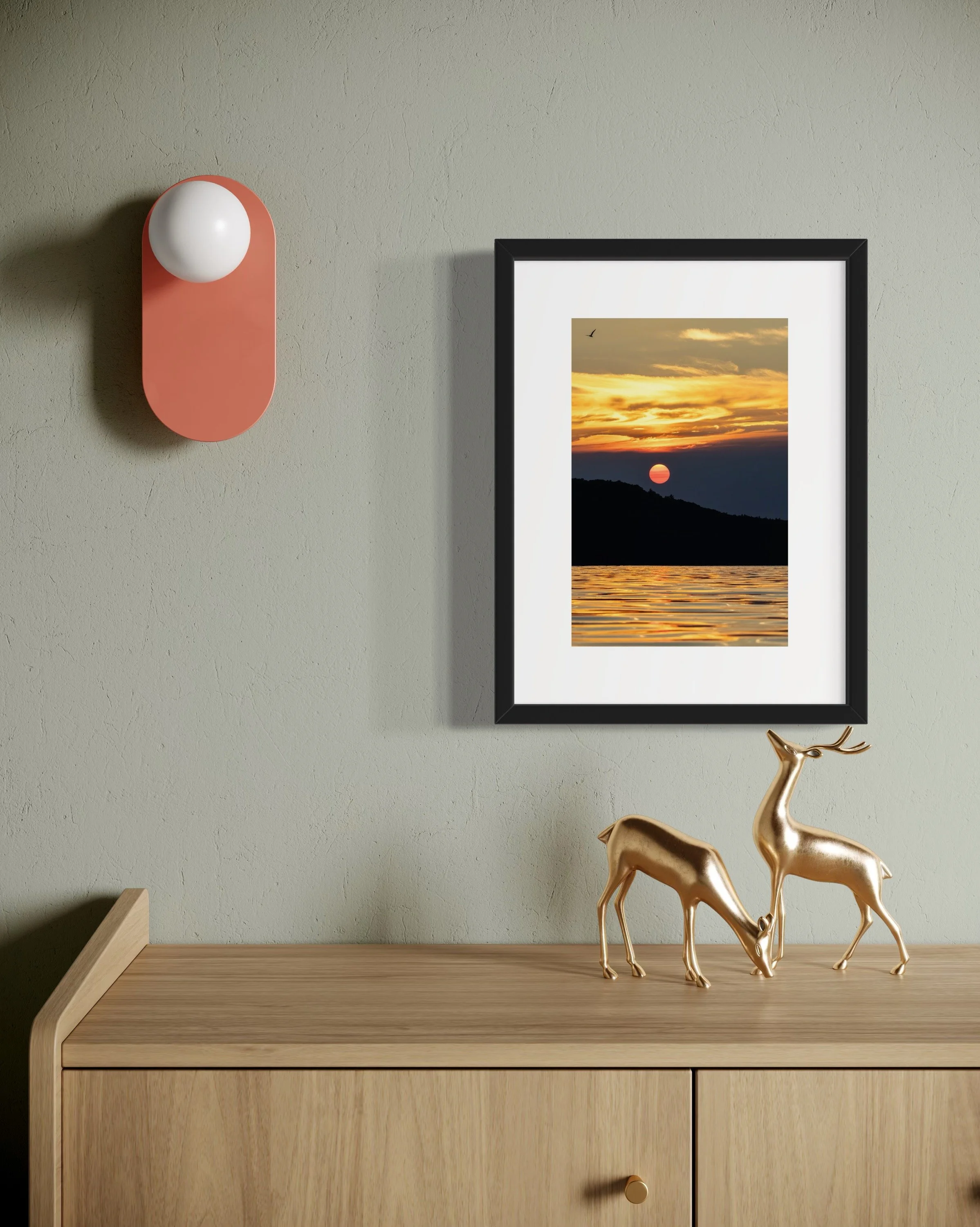 IMGC9843 16x12 2.125 FRAME.JPG