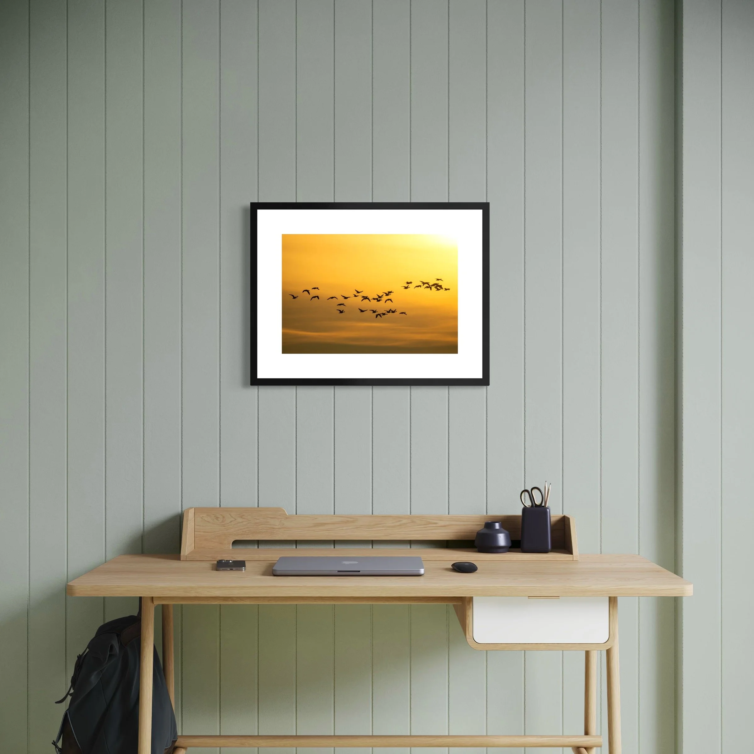 IMGD2159 18x24 2.625 FRAME.JPG