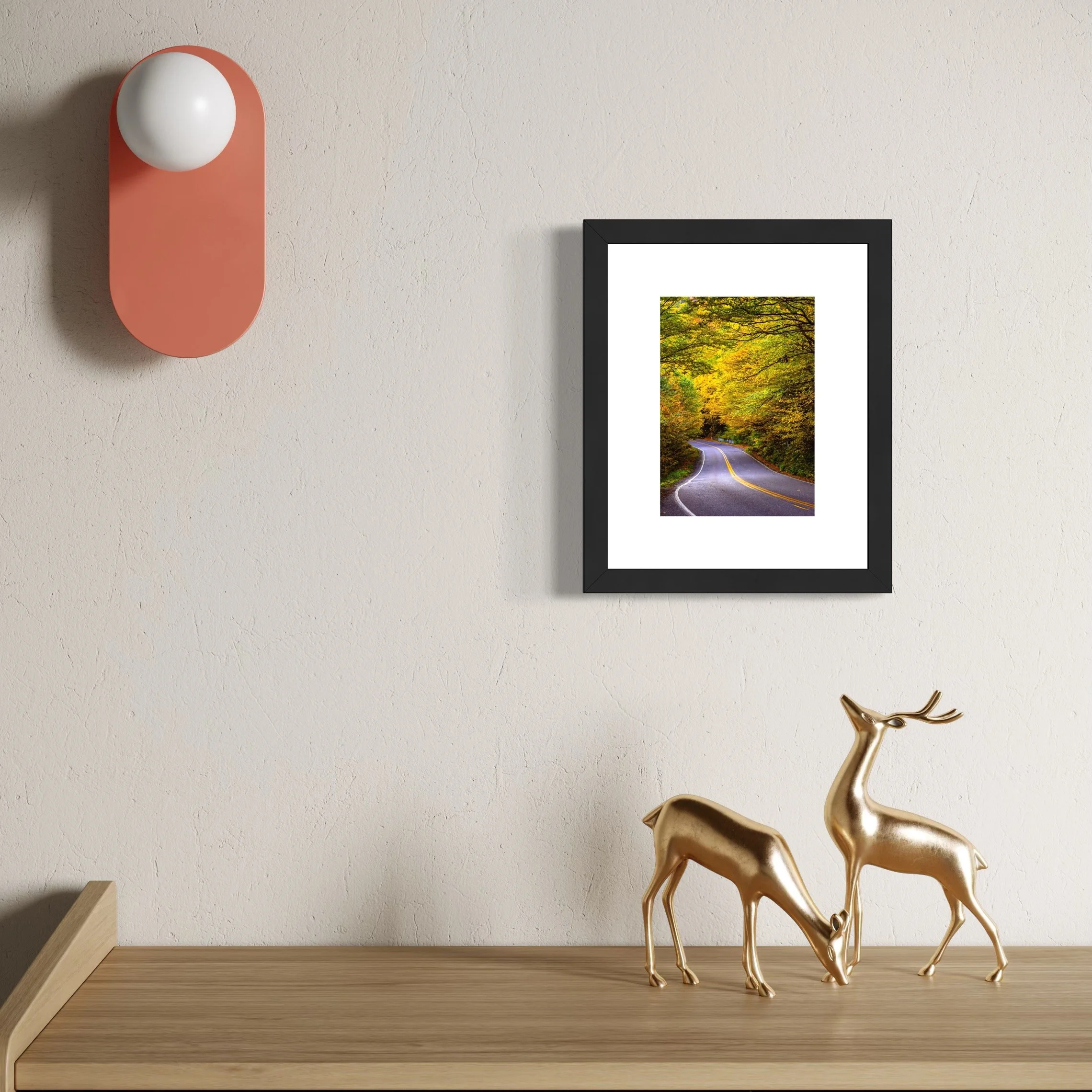 IMGG3002 10X8 1.625 FRAME.JPG