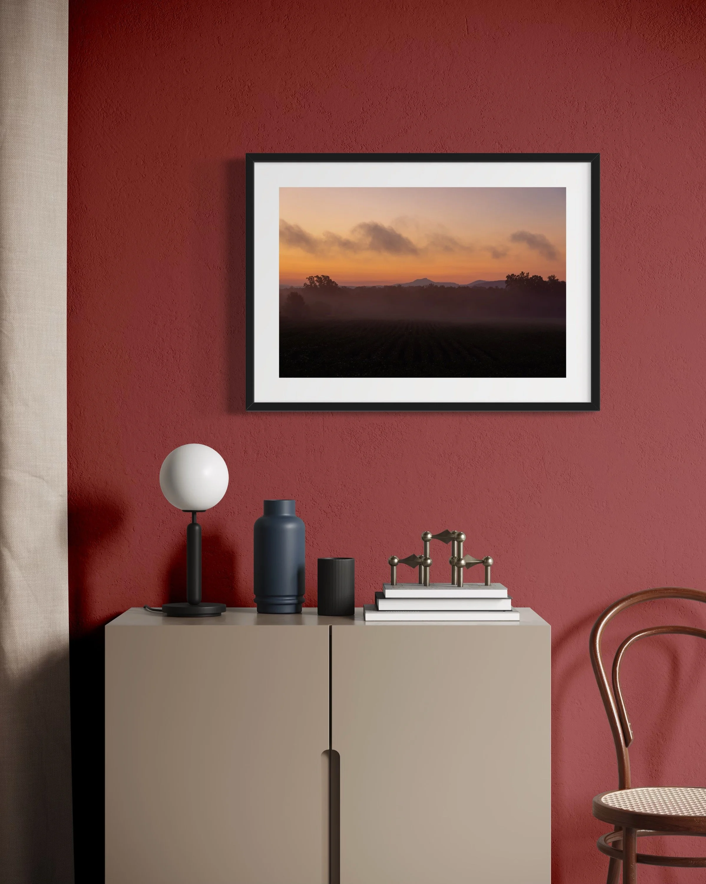 IMGB2815 20x28 2.125 FRAME.JPG