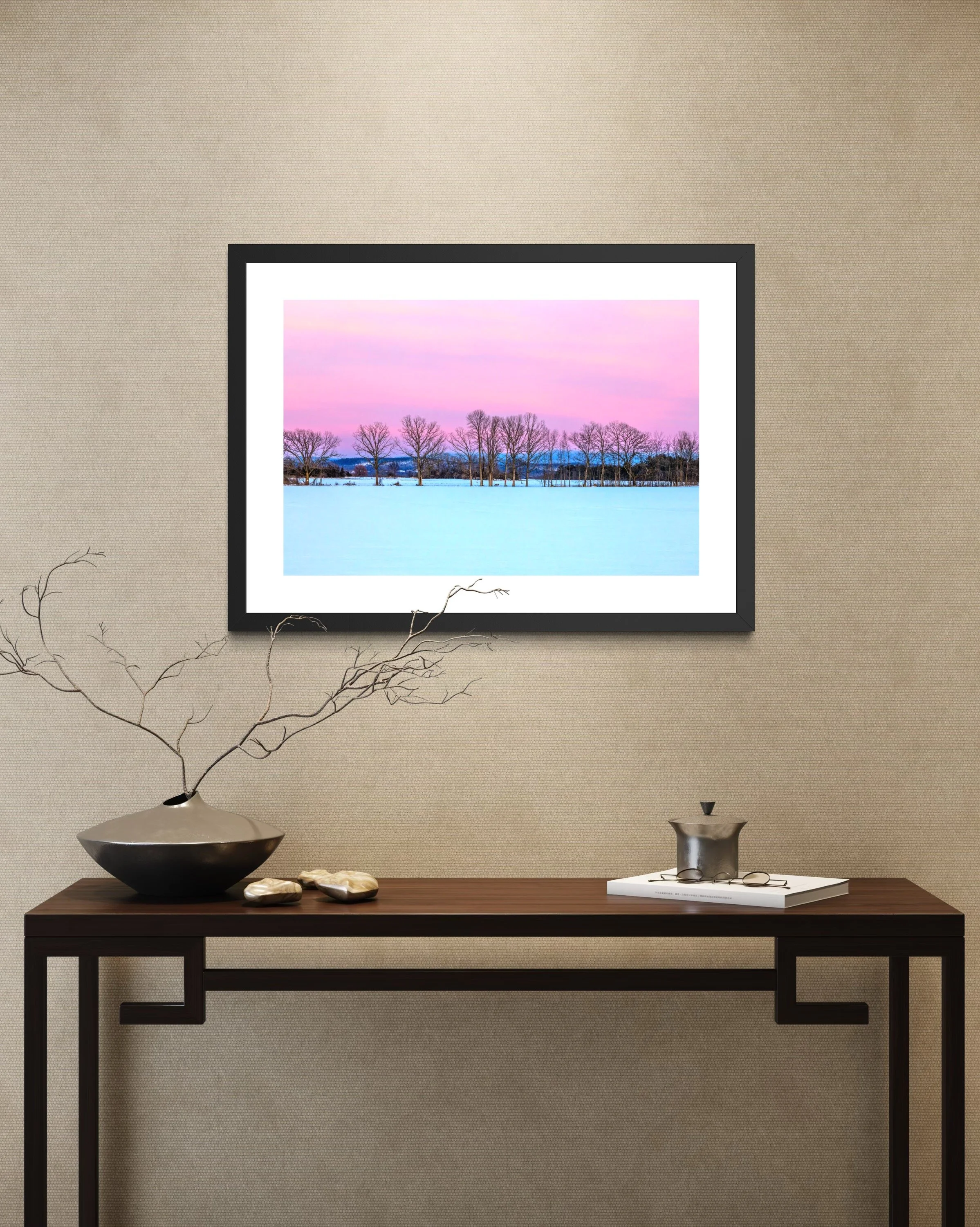 IMGA5300 20X28 2.125 FRAME.JPG