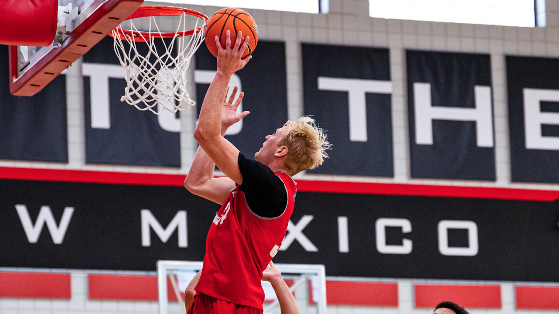UNM Men’s Basketball Looks to Experiment with Lineups in First Exhibition Against Oklahoma State