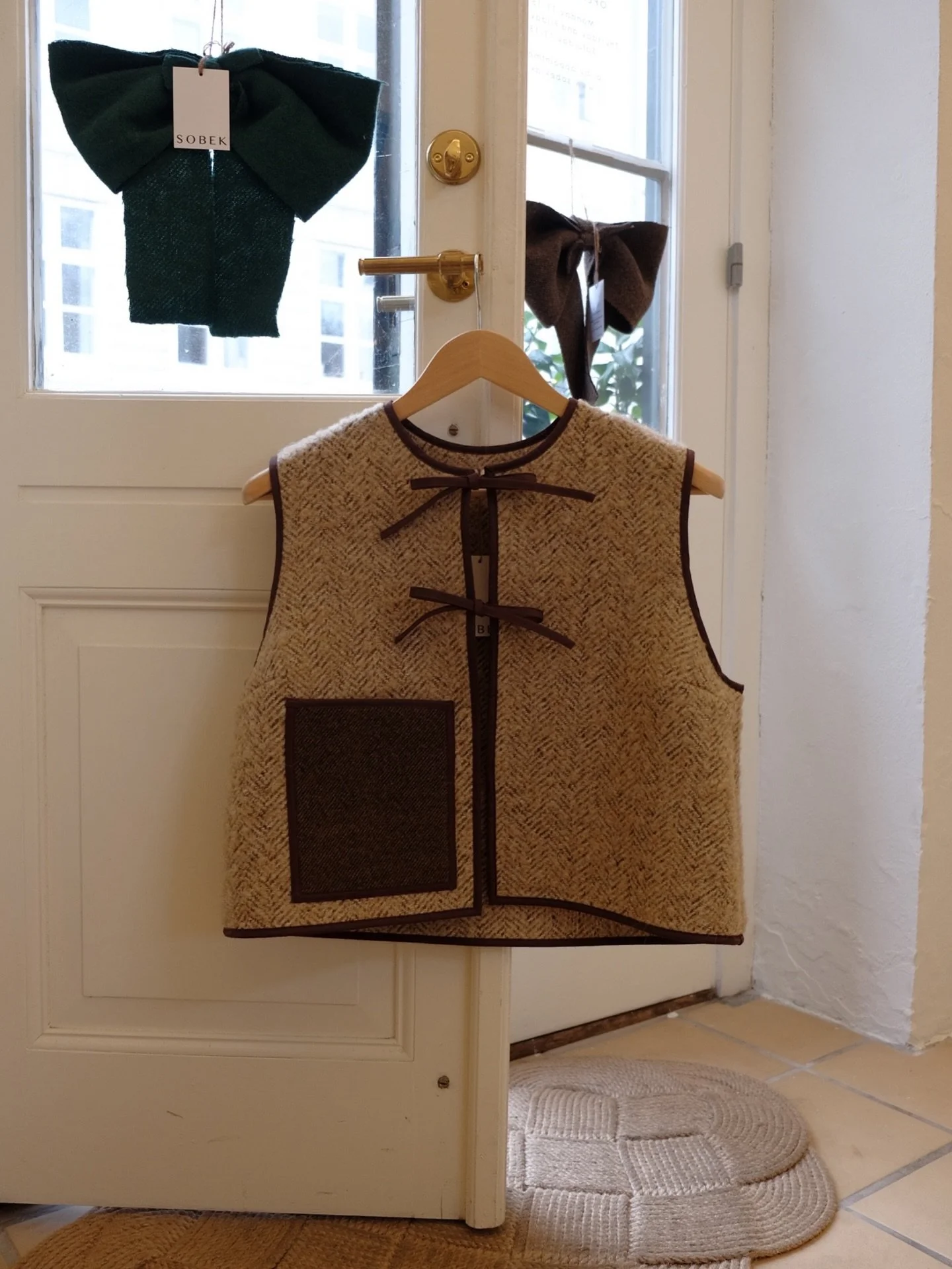 Double bow &mdash; do you like it? 🎀✨