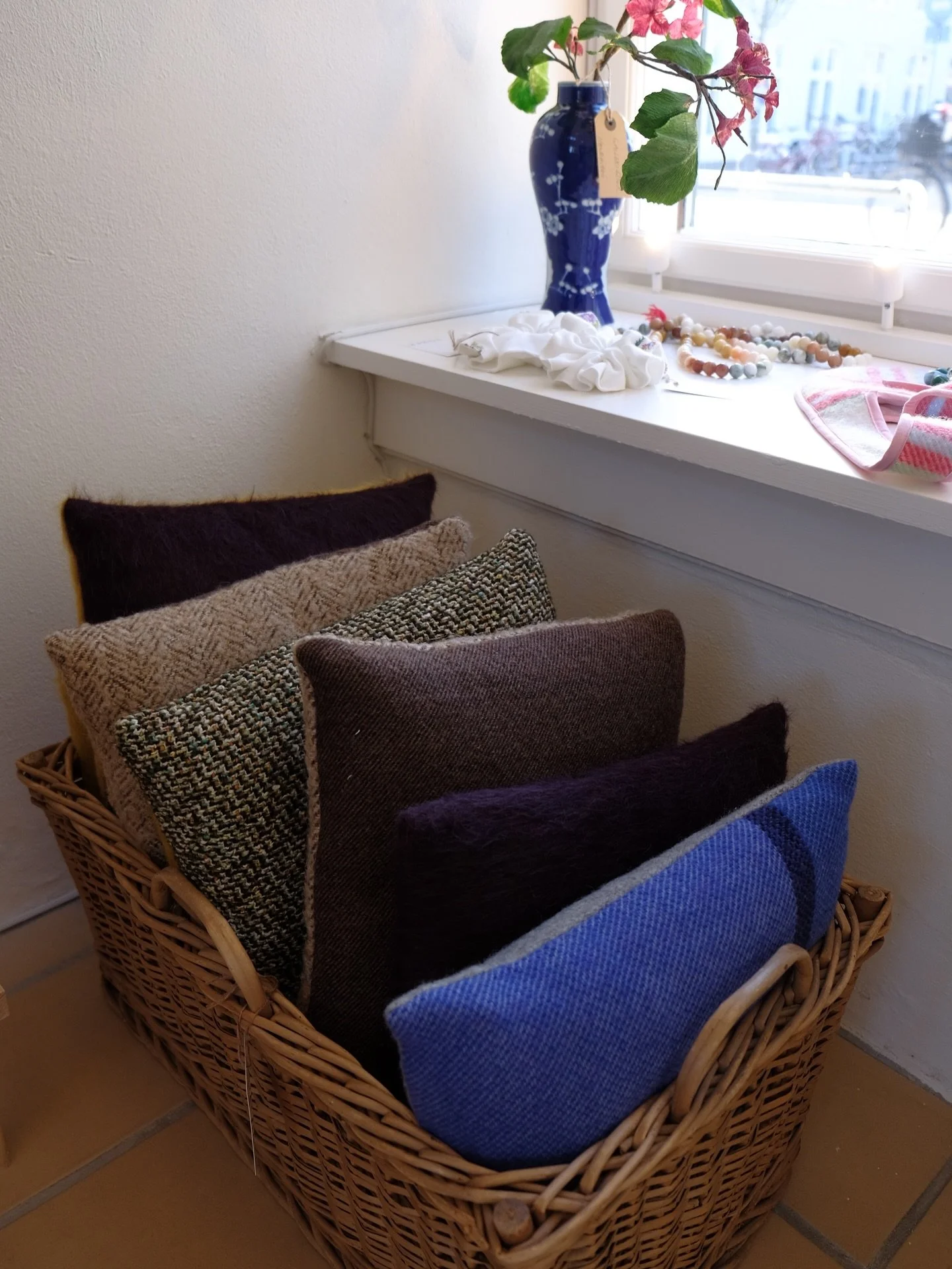 Cushion crush 🤍

Upcycled scraps turned into beautiful cushions by my amazing intern @rebeccanikoline.

Available in the pavilion &amp; online.

🤍 Sophie